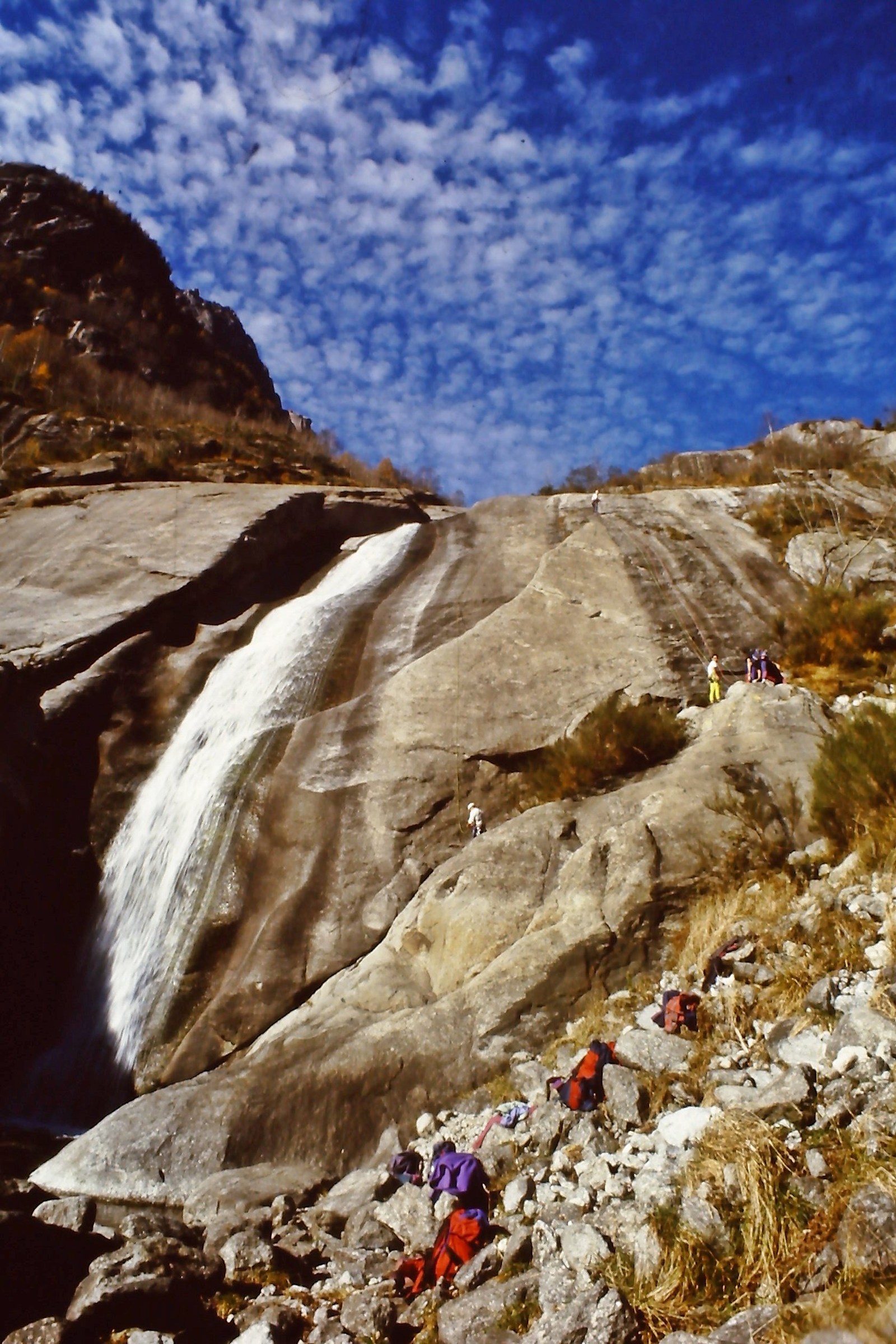 209 - ai piedi del ruvido scivolo - SO Val Masino