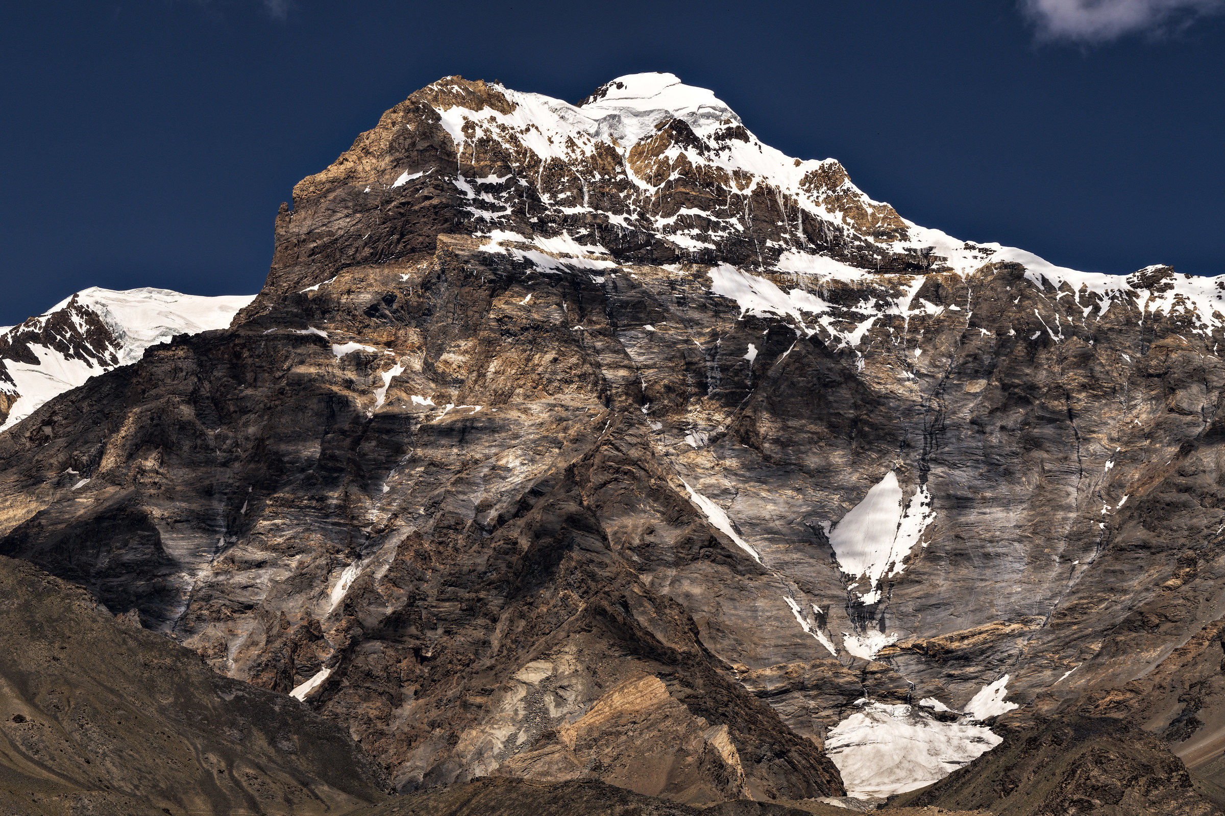 Lap Nazar Peak 5990m