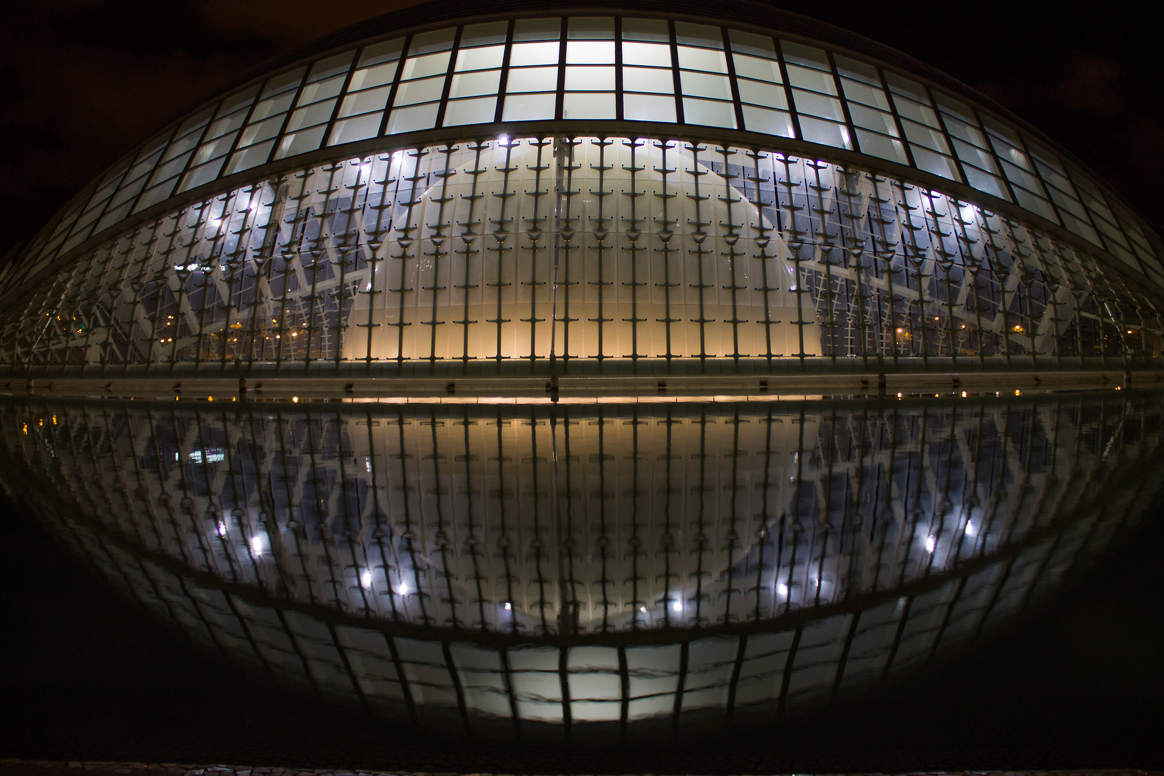 The Hemisfèric. Reflexes