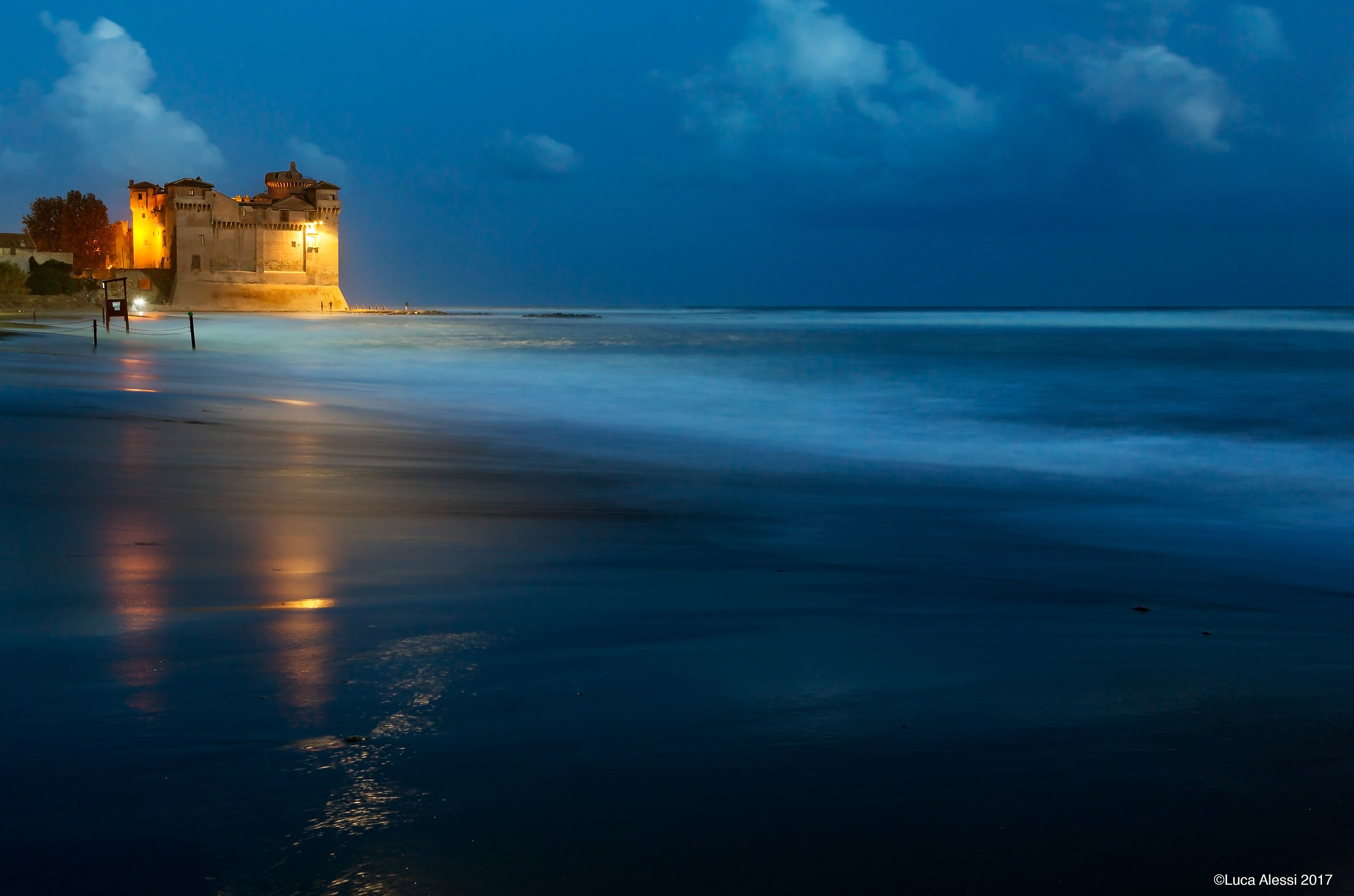 Il castello sul mare