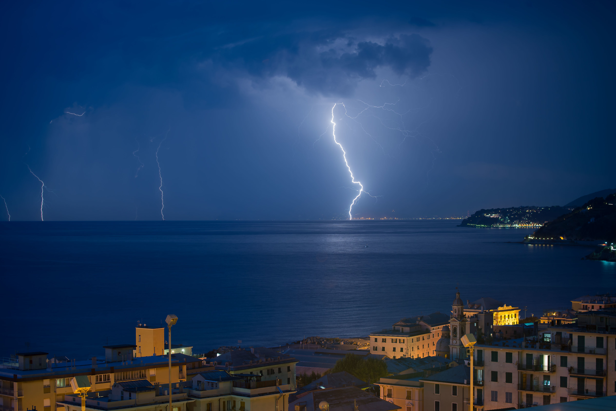 An evening a little electrical