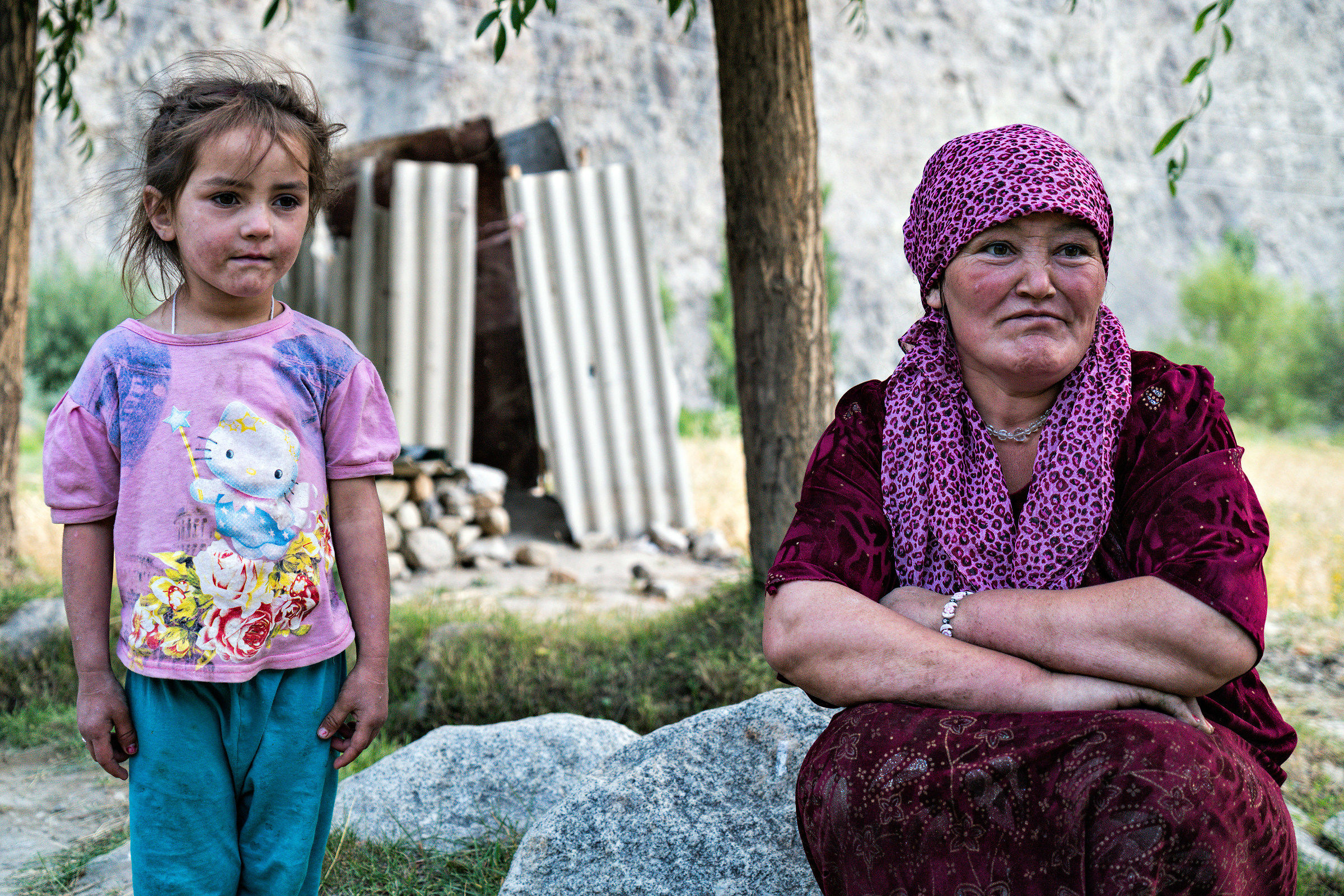 Mother and daughter of Bardara