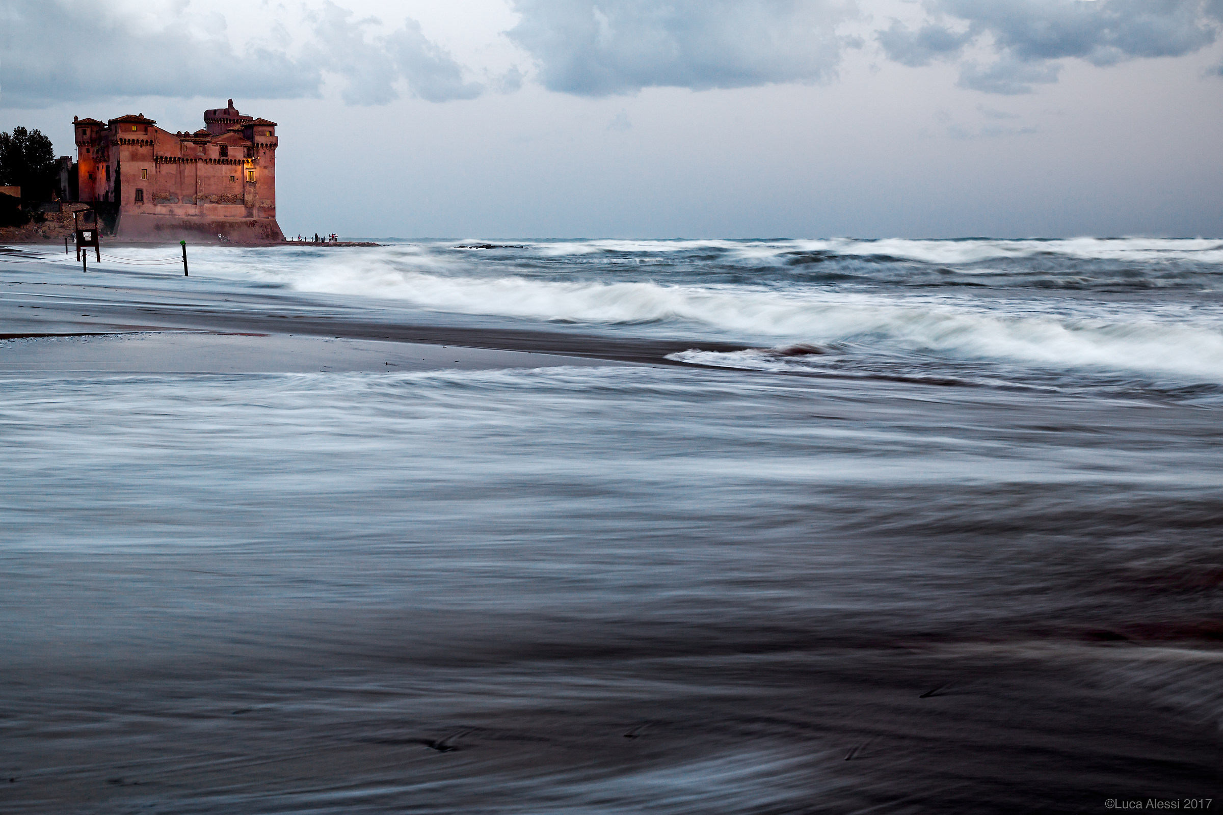 Scent of salt and freedom