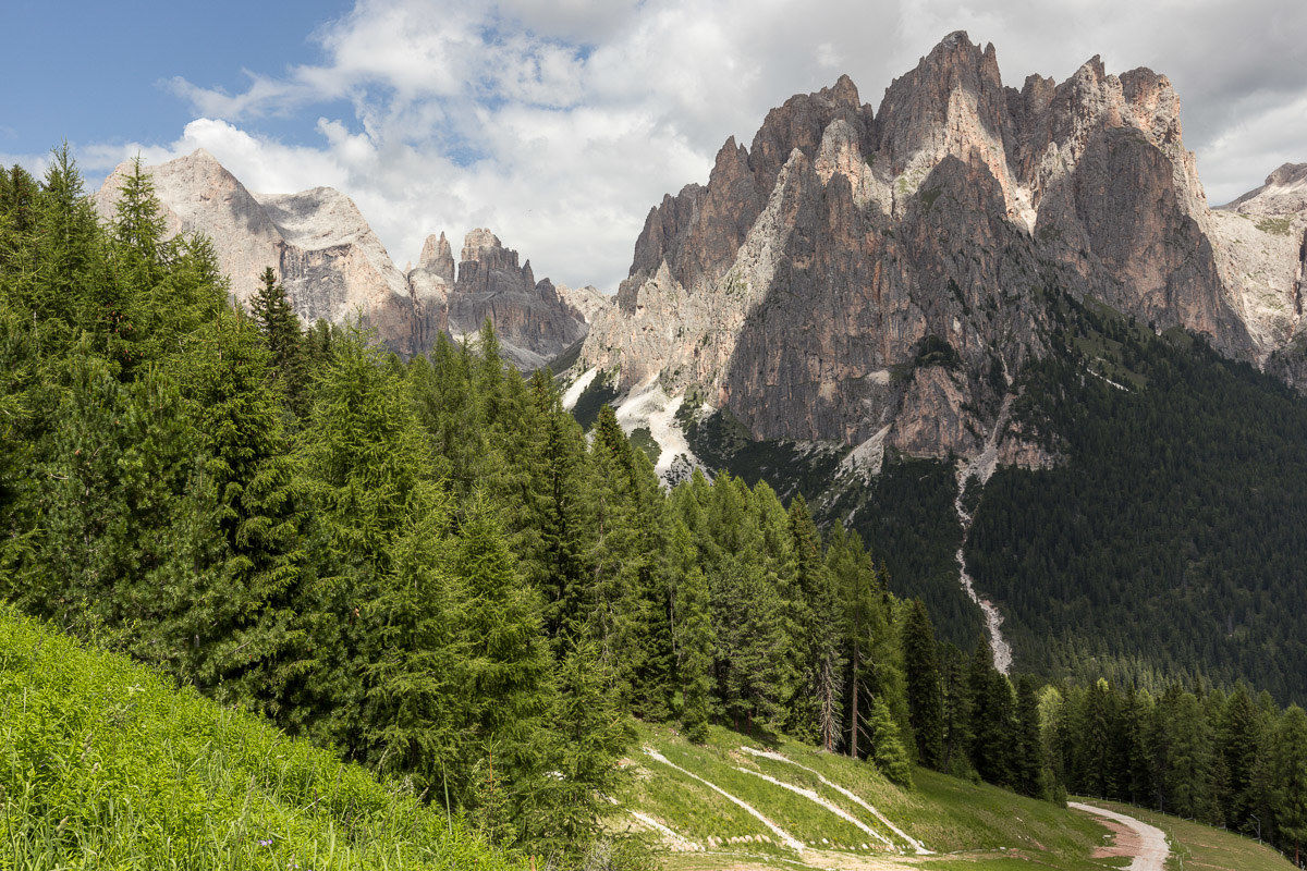 The Butchers of the Vajolet, Gardeccia area ...