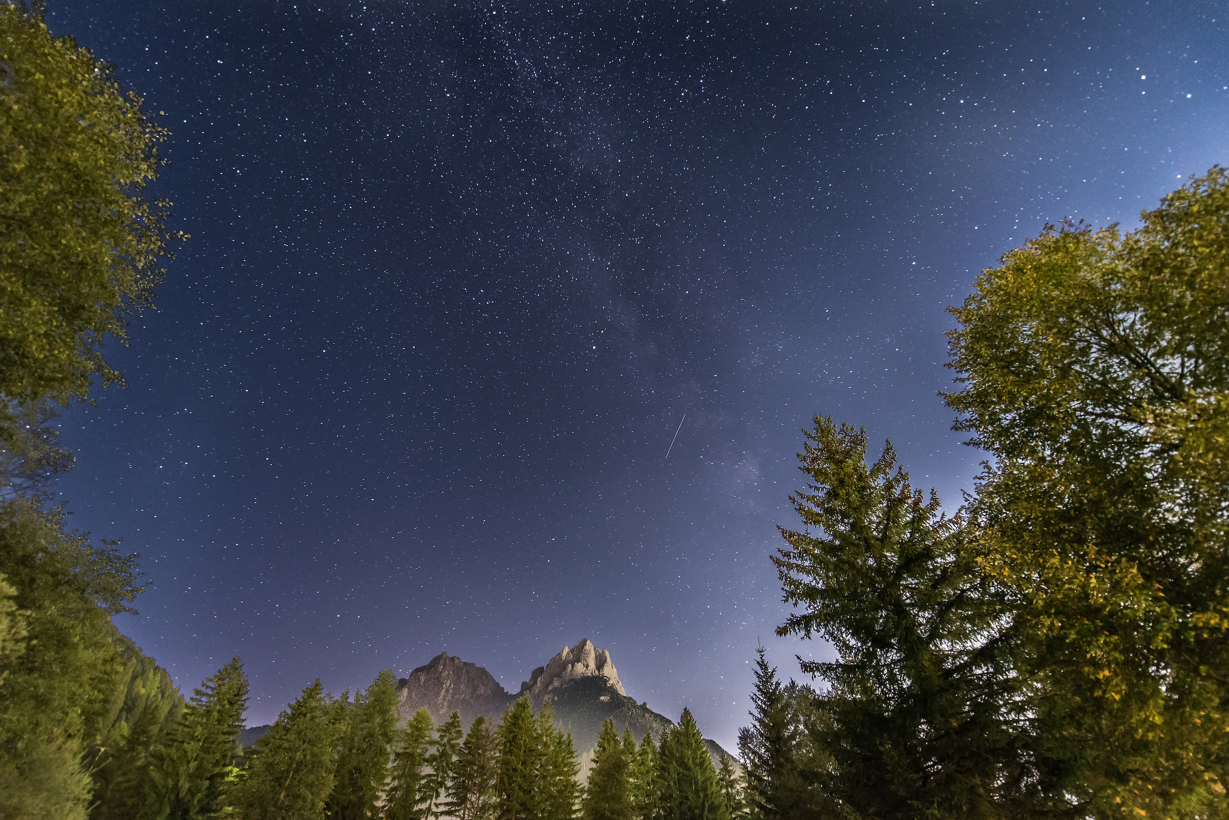Val di Fassa by night