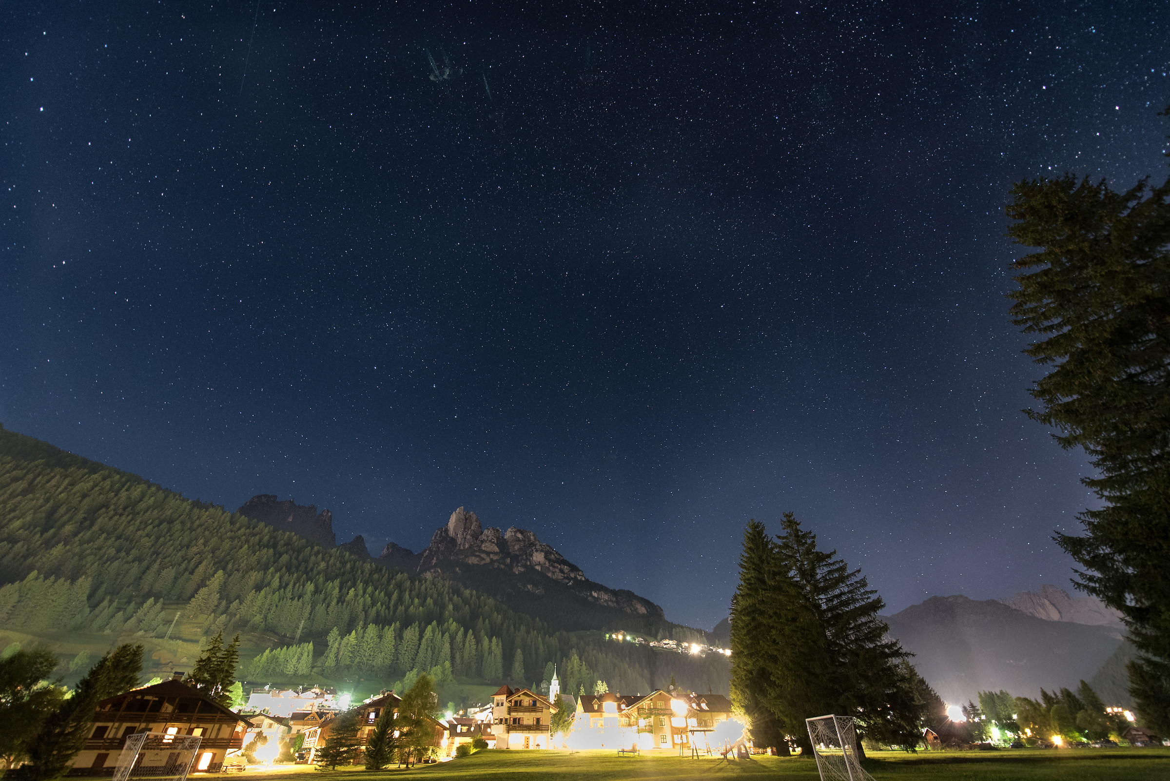 Val di Fassa by night 4