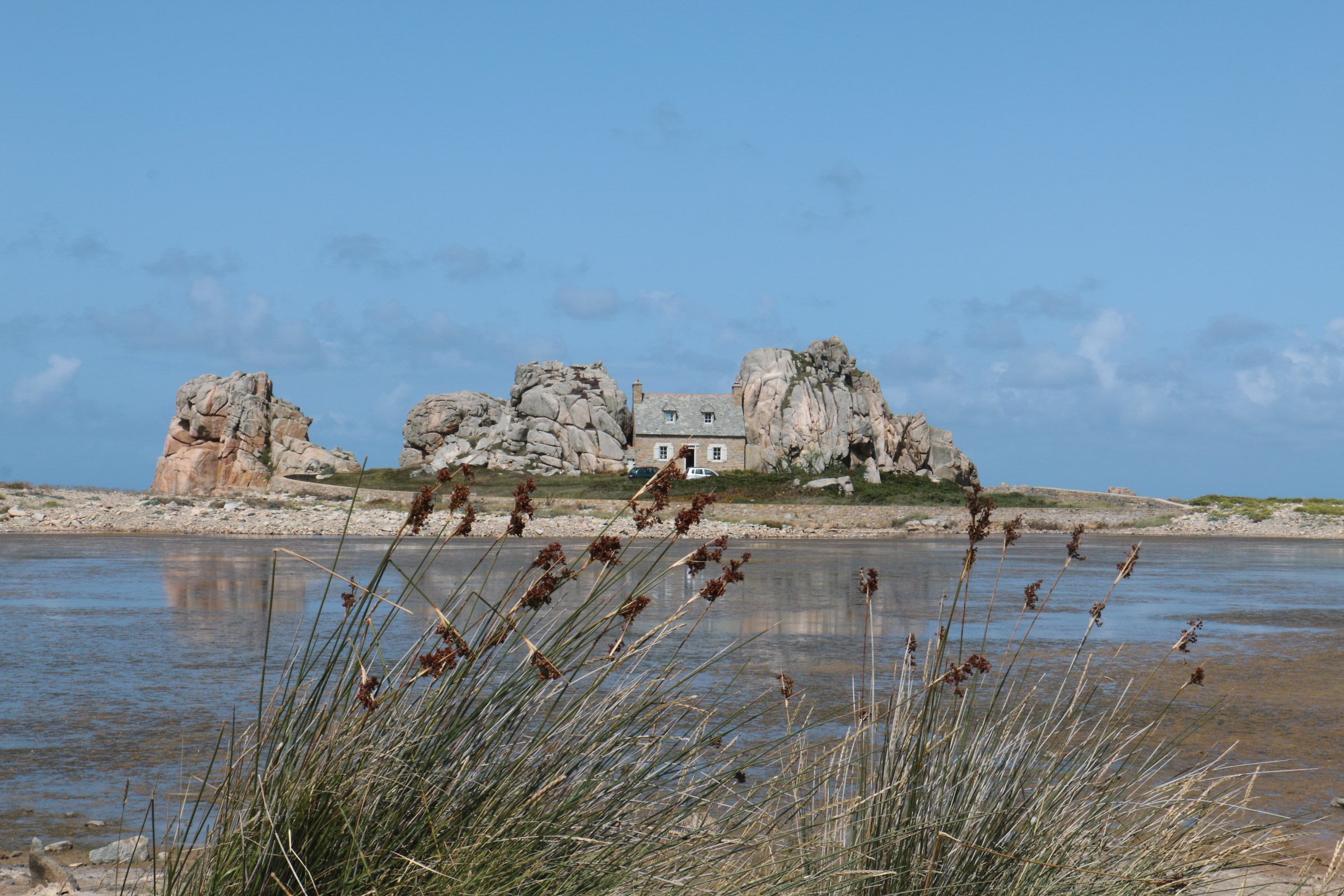 la casa tra le rocce