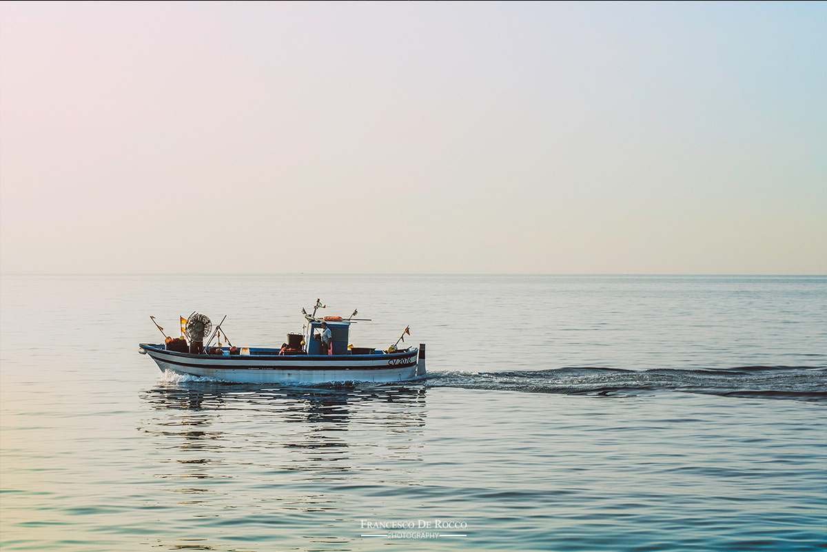 Fishing boat returning to Santa Marinella