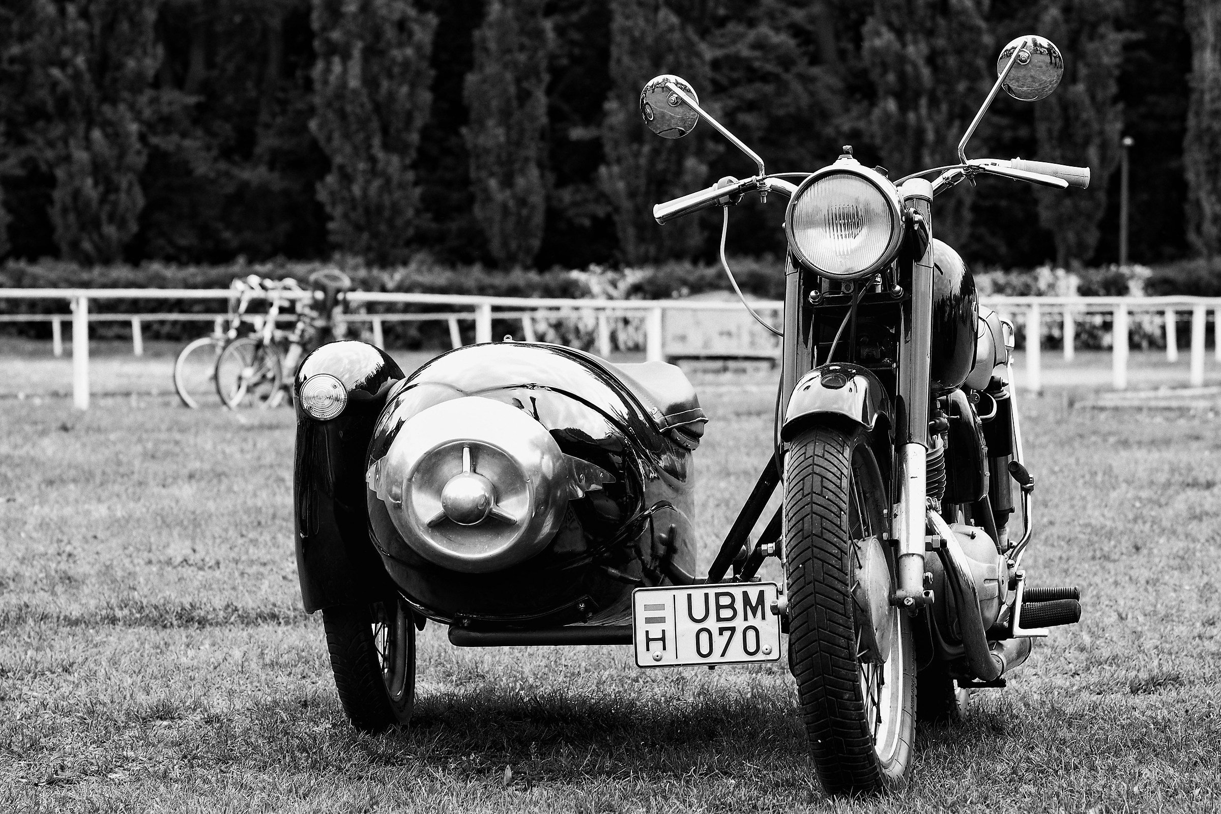 Oldalkocsis pannónia