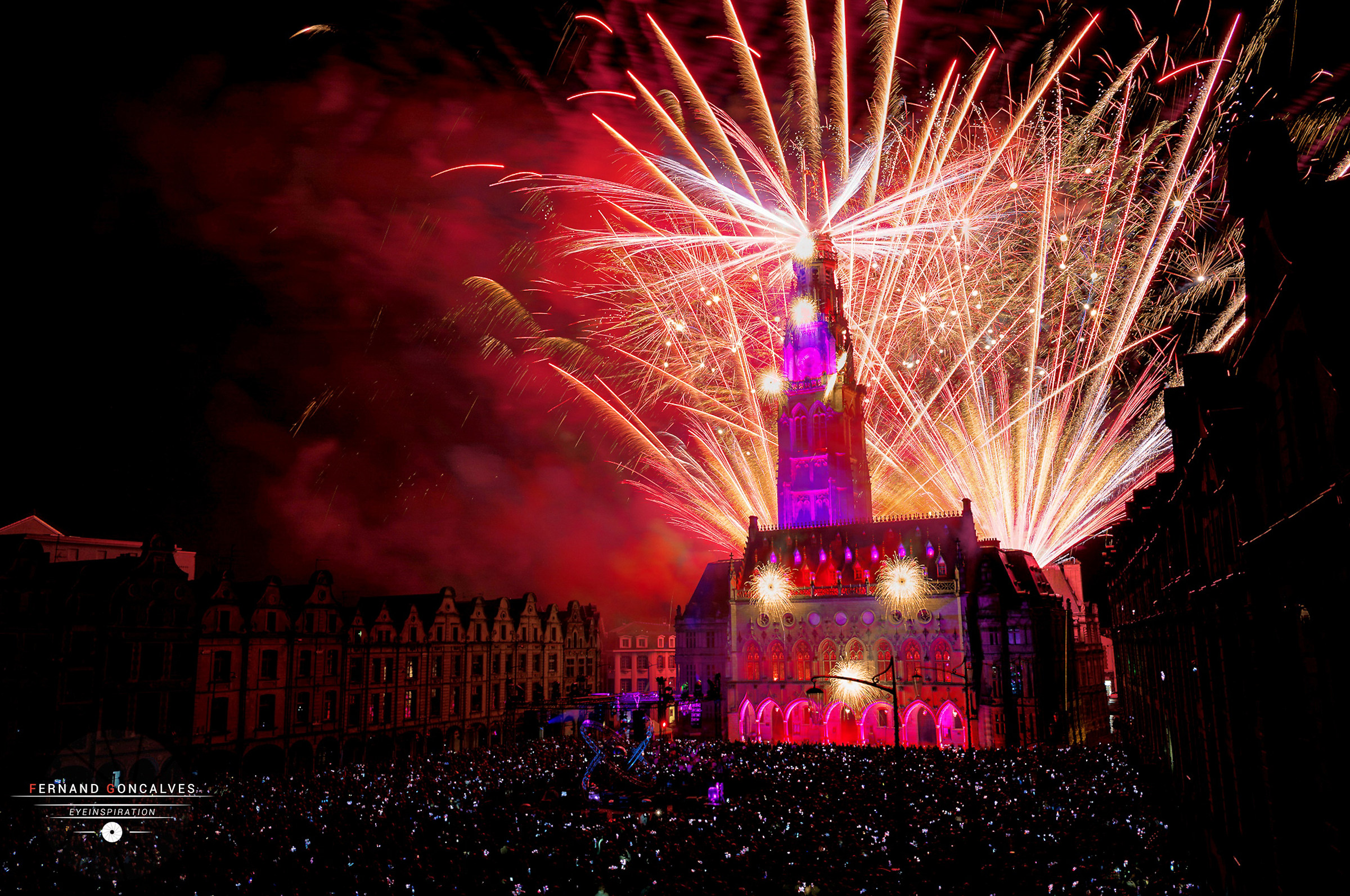 Embrasement du Beffroi d'Arras - Place des Héros