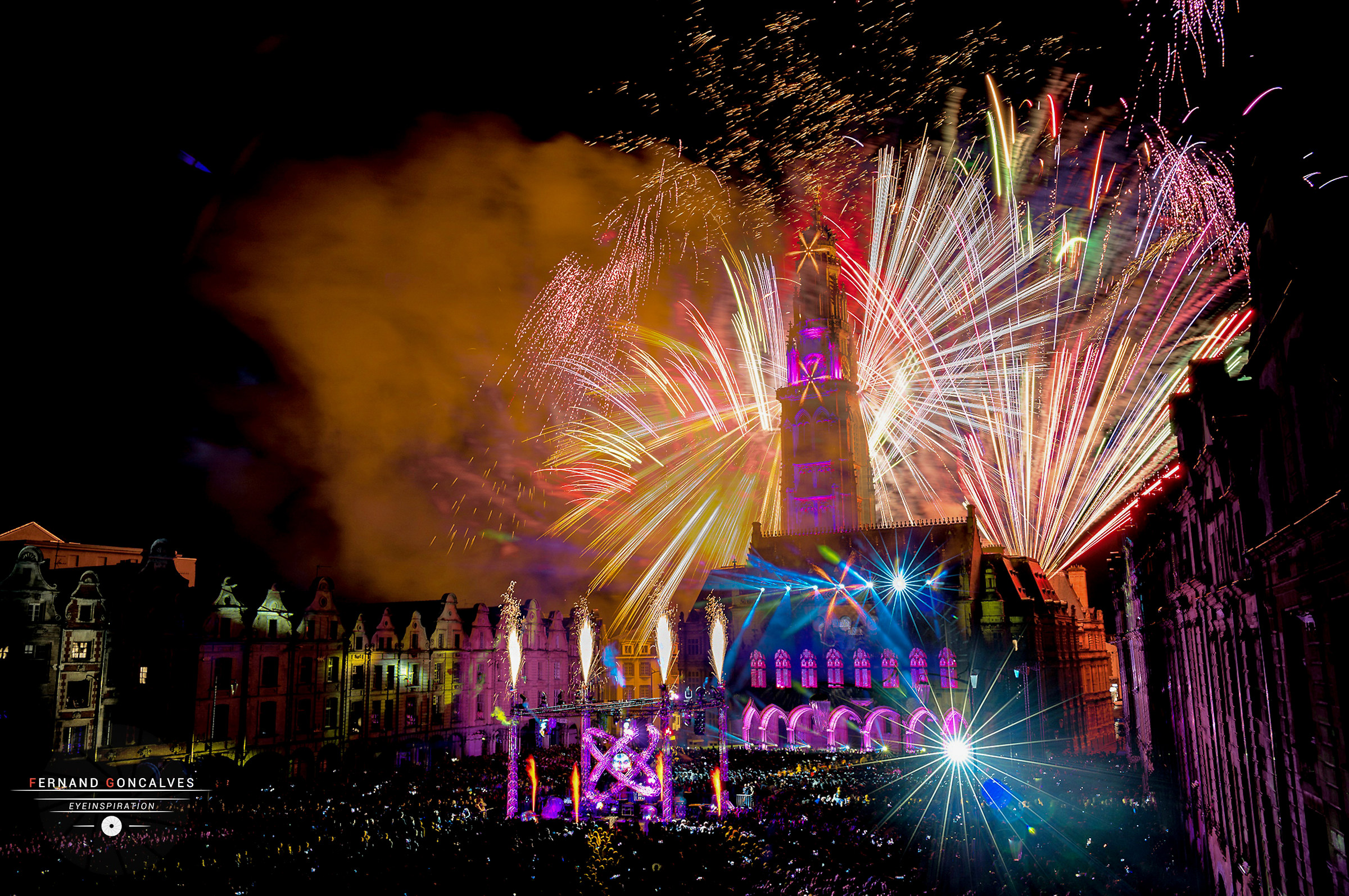 Embrasement du Beffroi d'Arras - Place des Héros