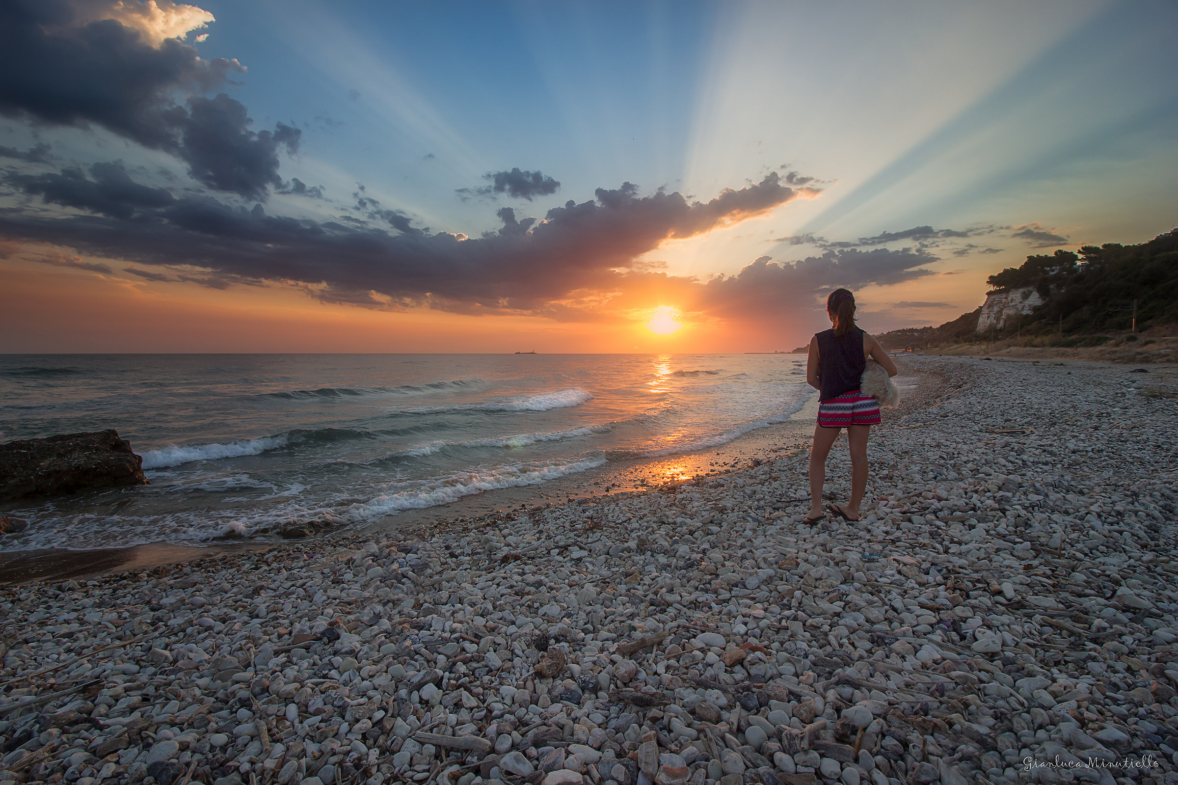 The inconspicuous model