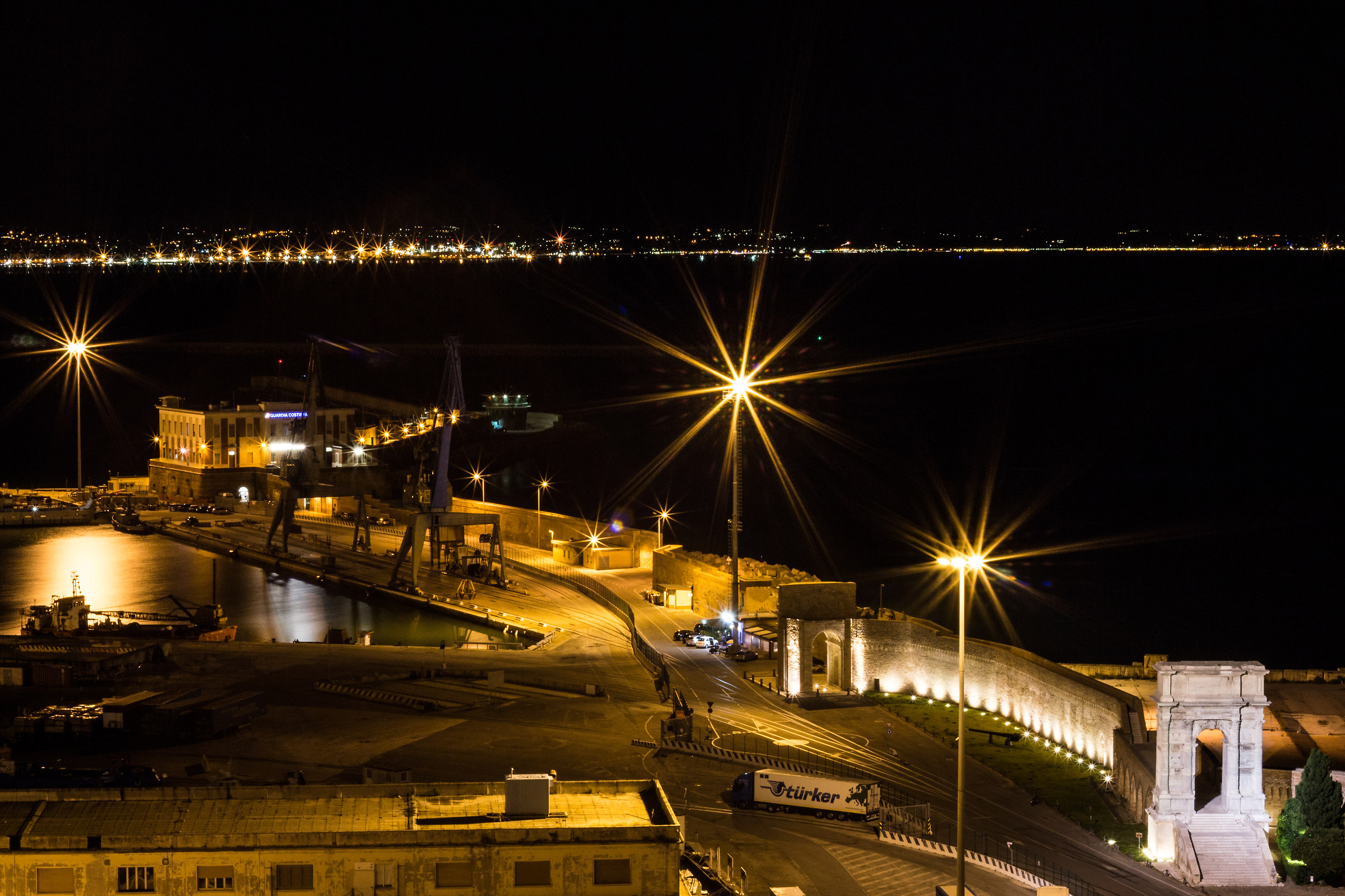 Night of the port of Ancona