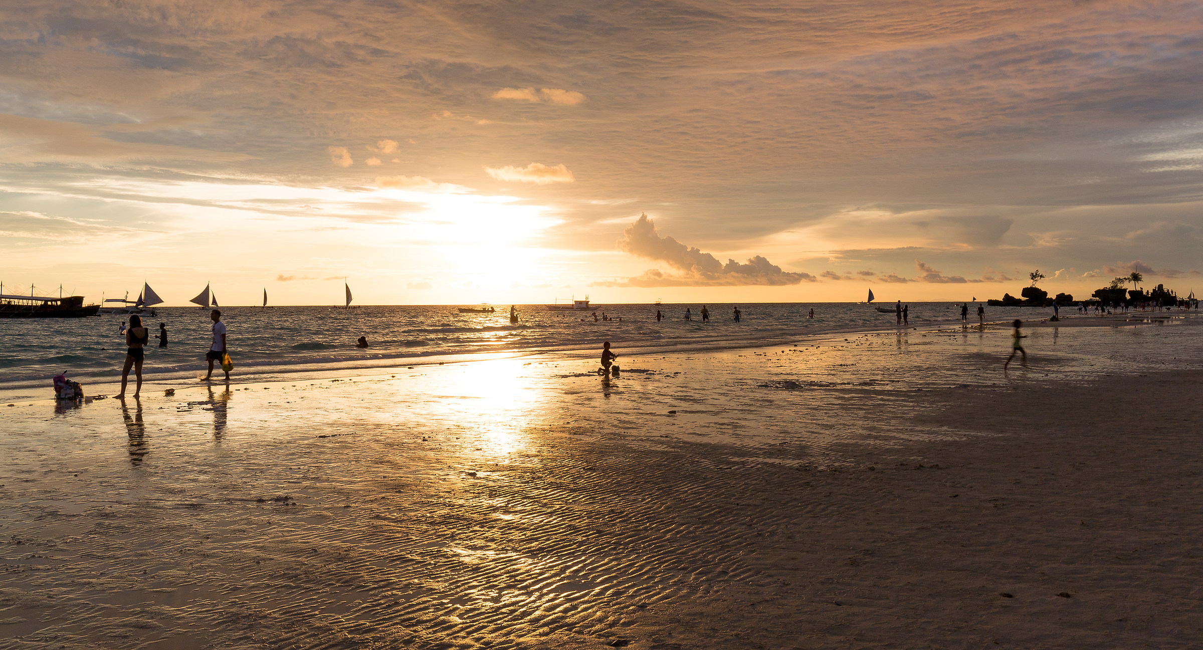 Tramonto sulla White Beach