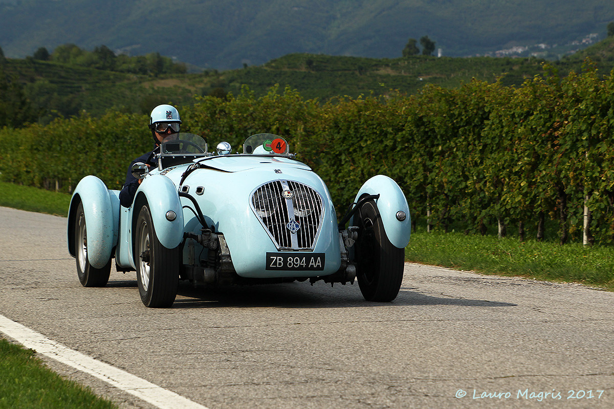 100 miles: Healey Silverstone D27 (1949)