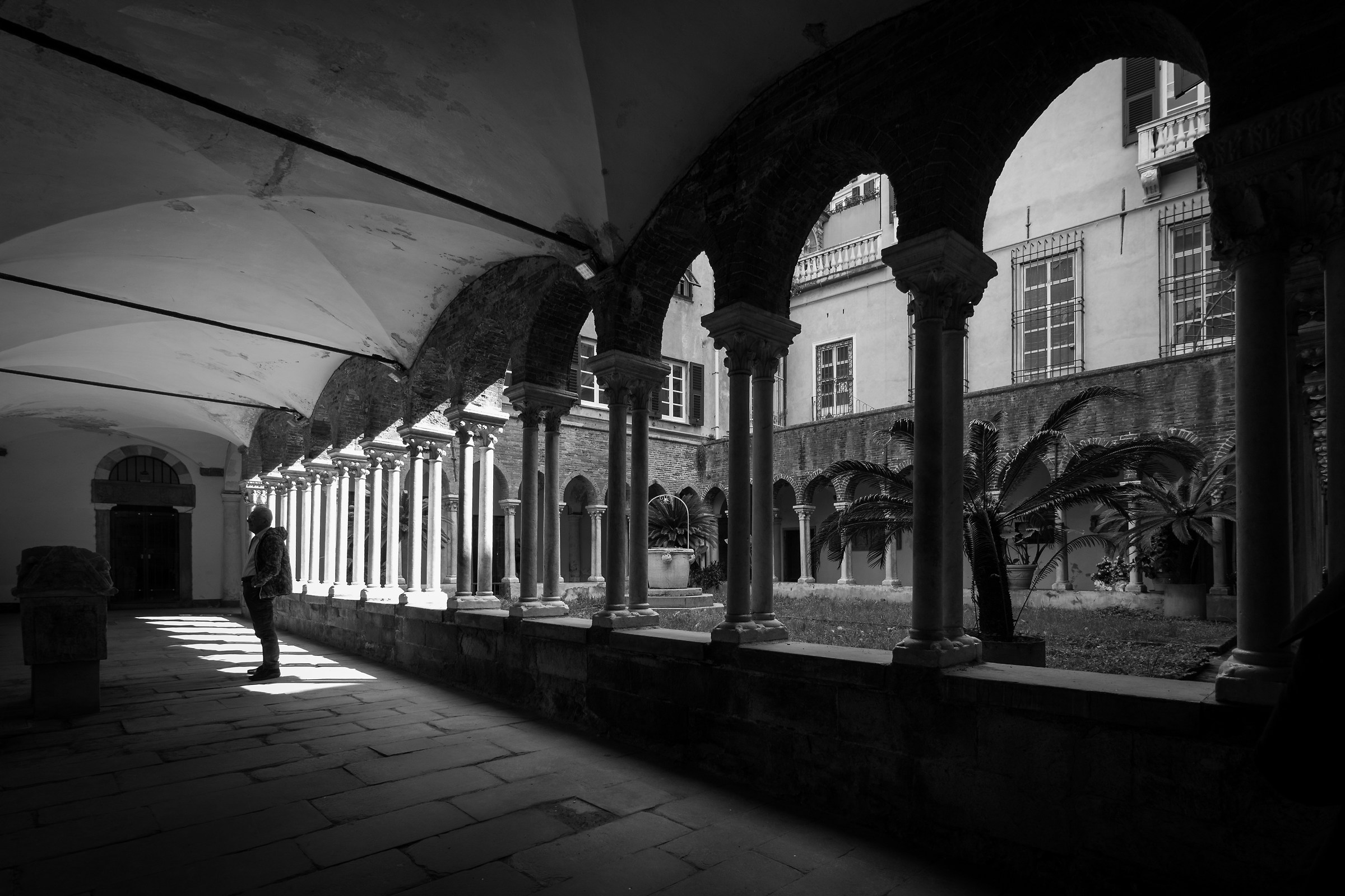 Cloister San Matteo - Genoa