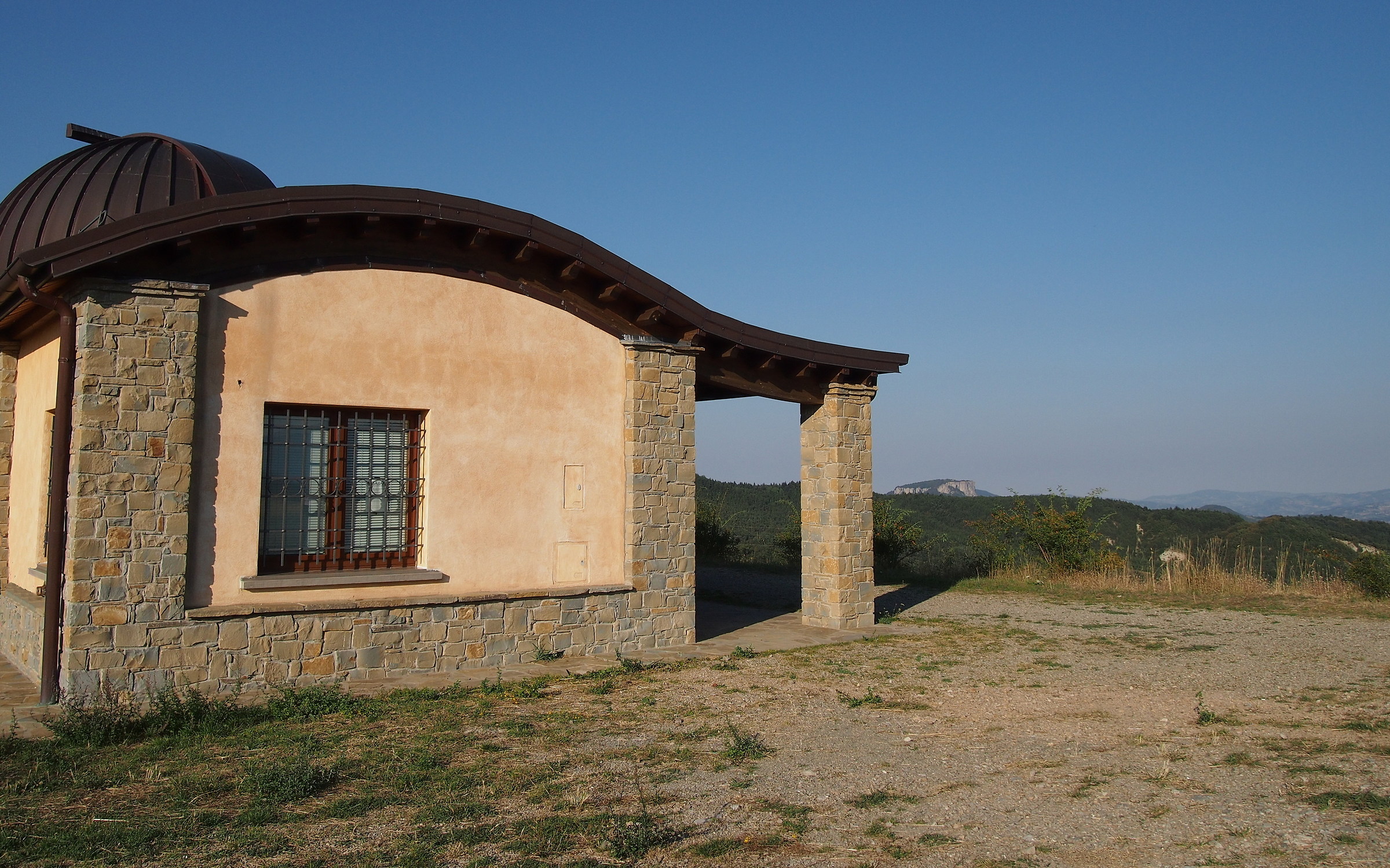 Bismantova Stone from the observatory of Cervarezza