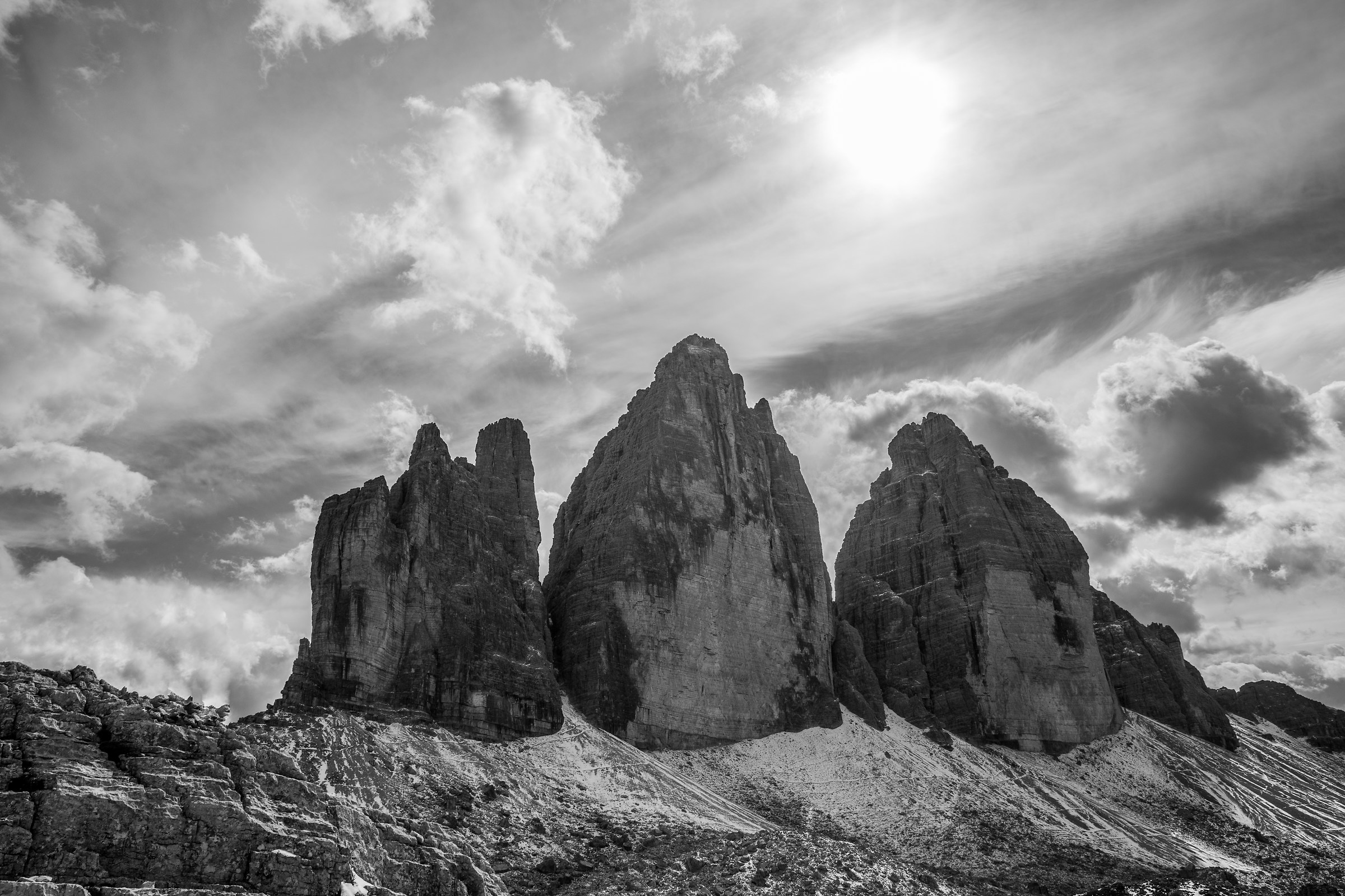Three peaks of Lavaredo b / n