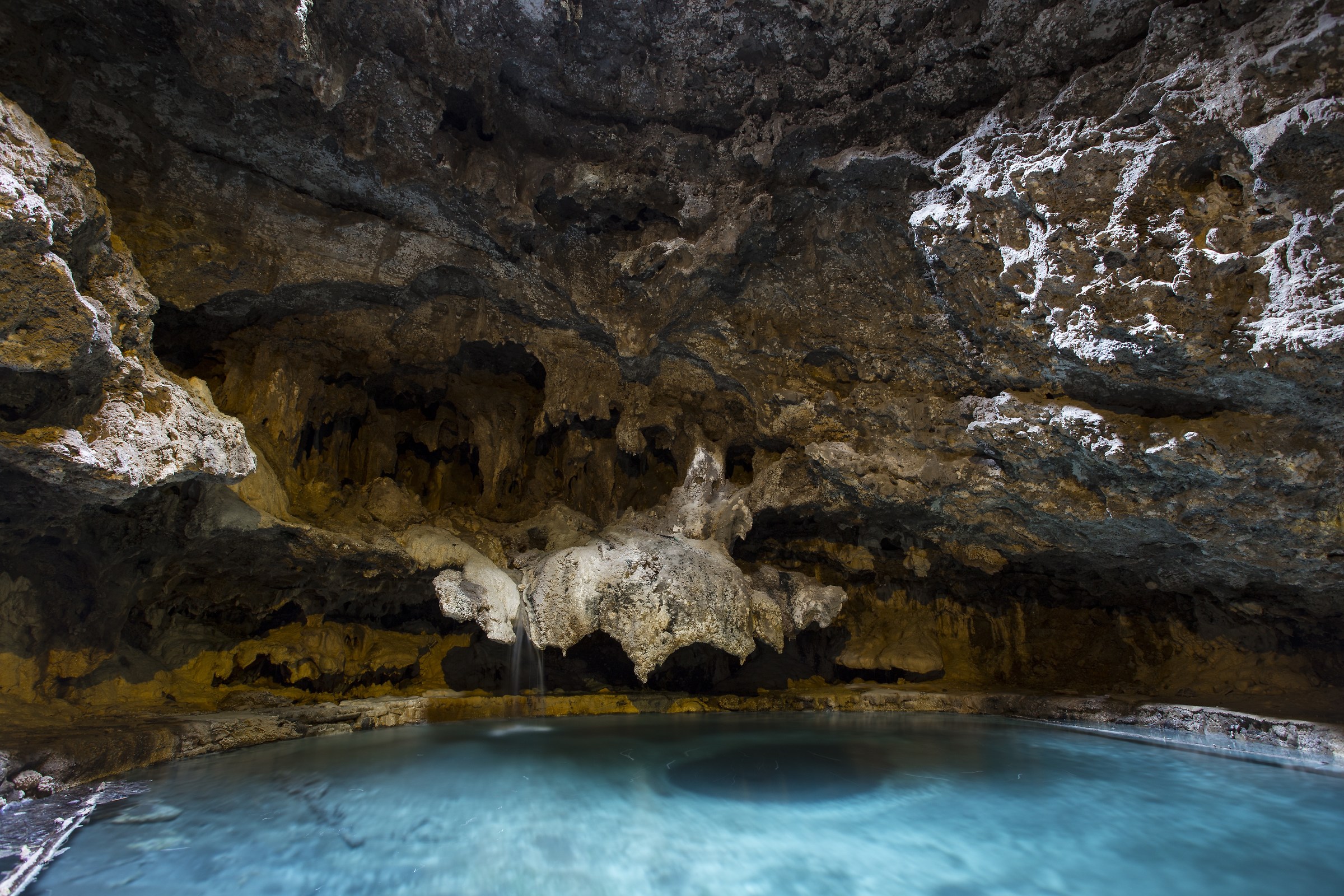 cave and basin historic site