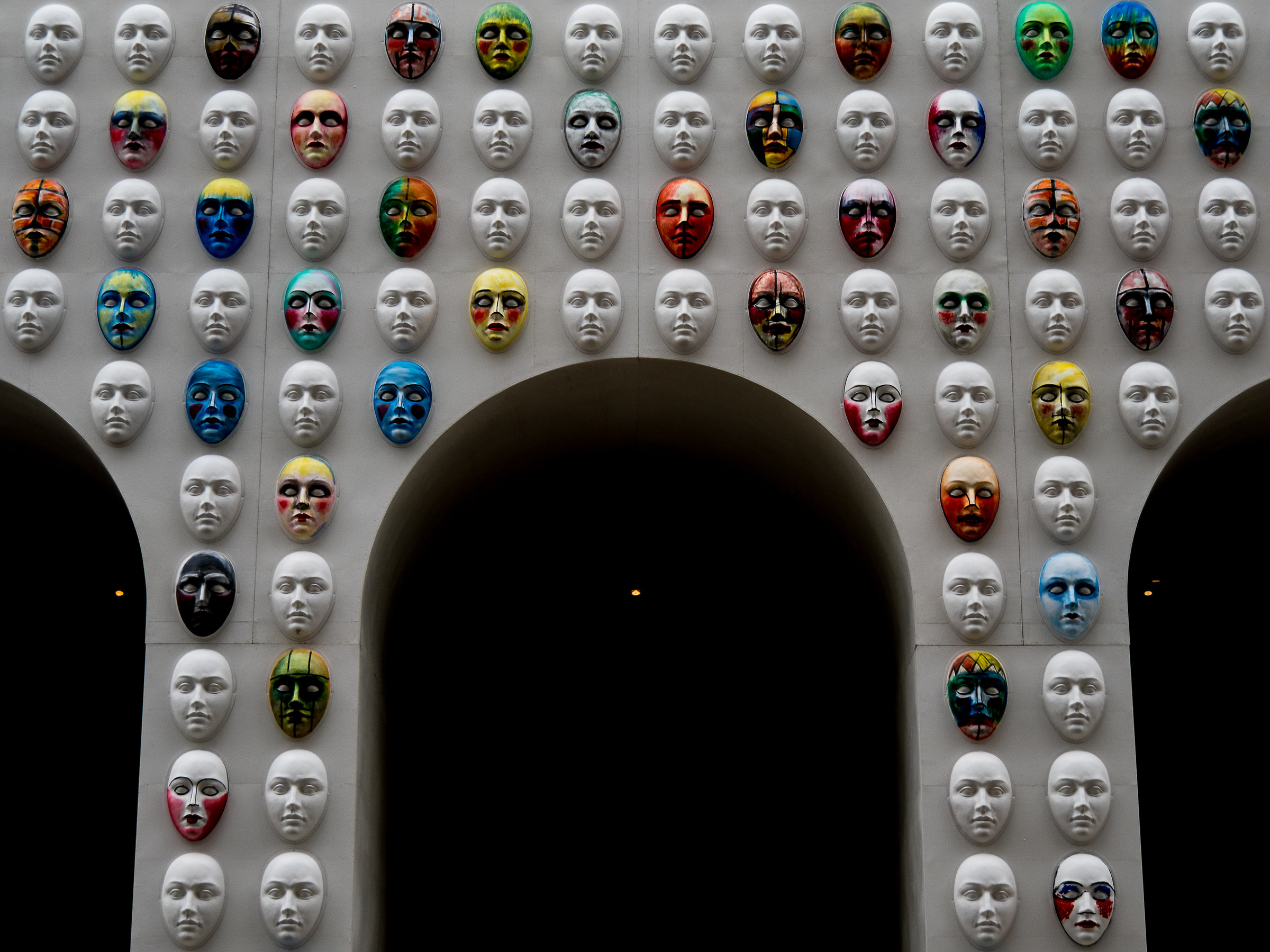 The Rinascente in mask