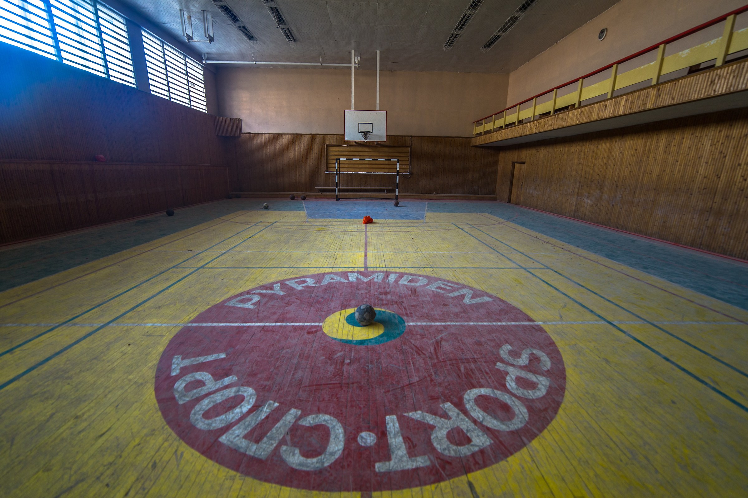 Abandoned basketball court in Pyramiden