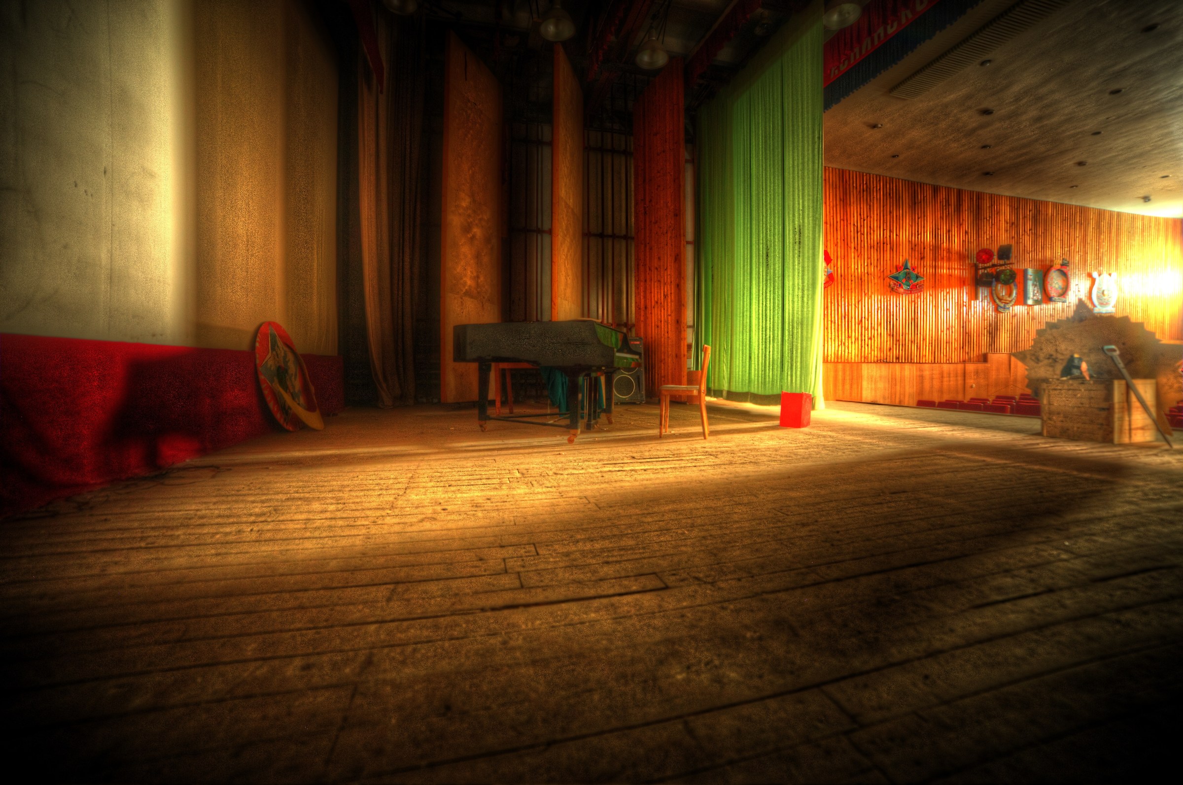 World's northern abandoned piano at Pyramiden Theater