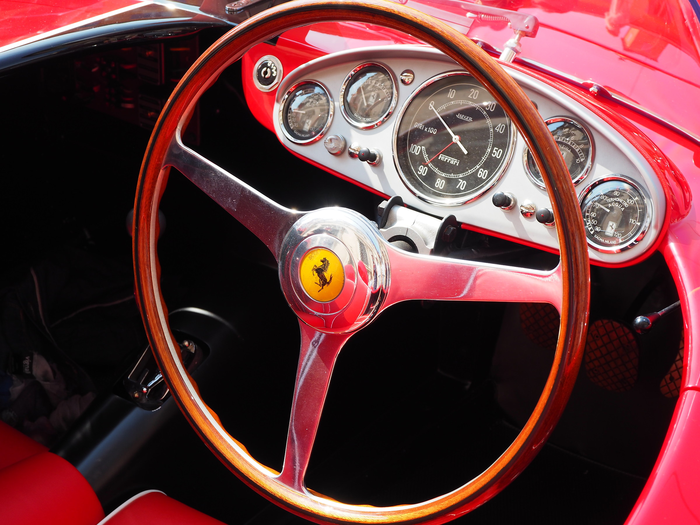 Ferrari: red passion 2