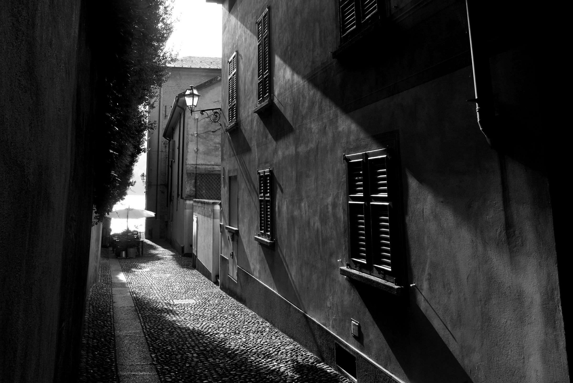 Cernobbio glimpses on the lake