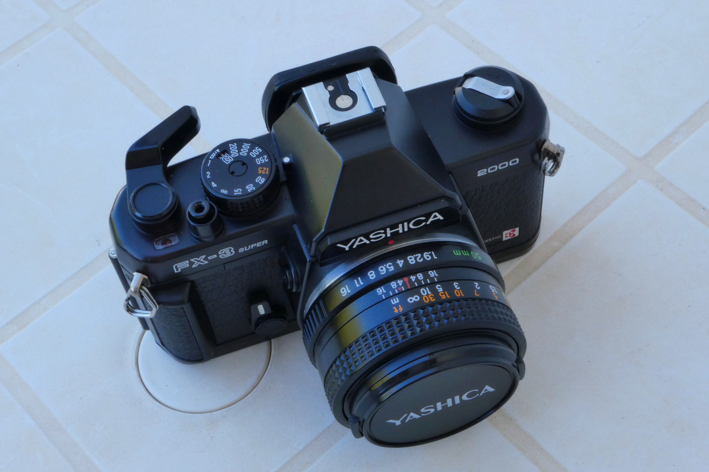 yashica le sorelle di casa Contax