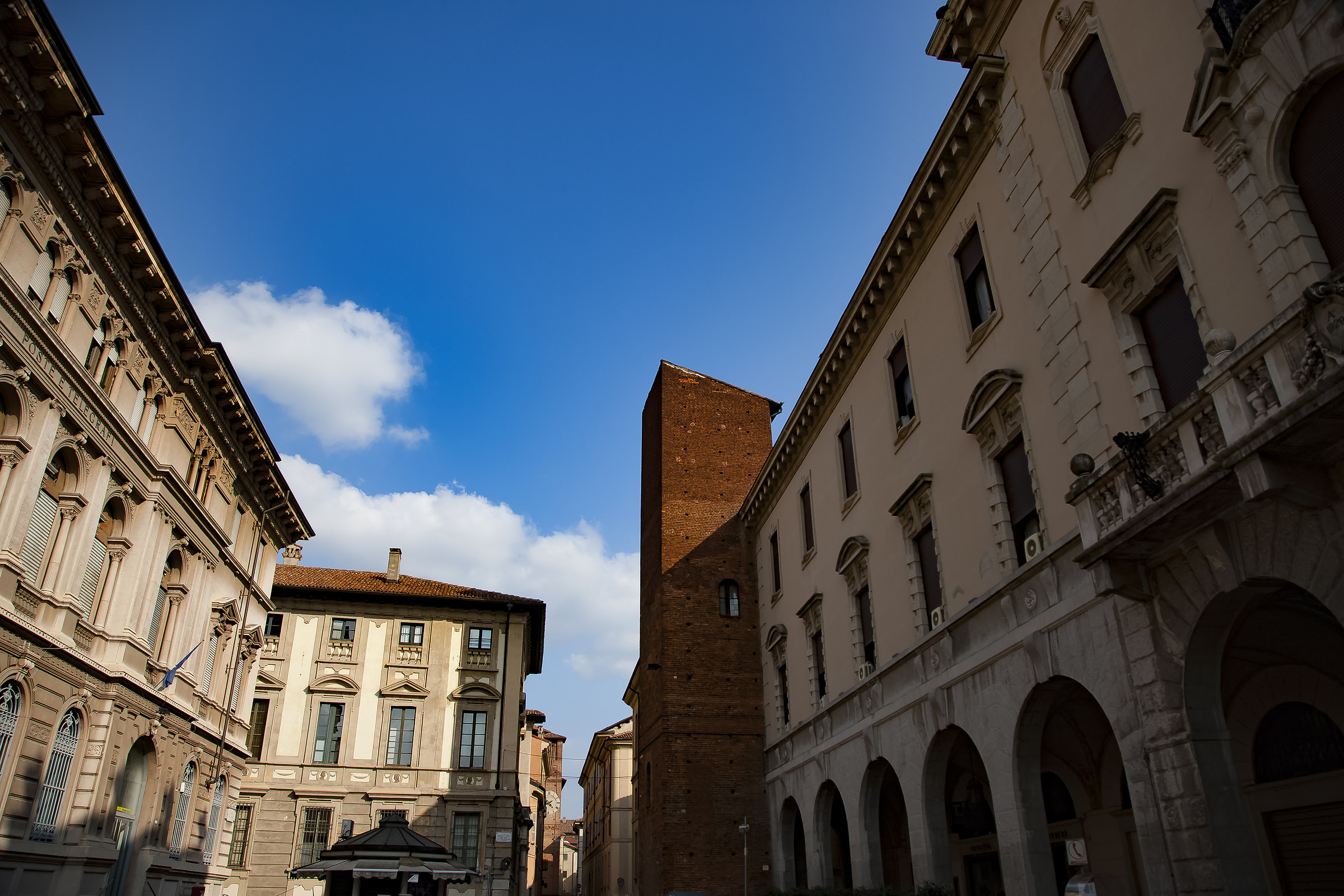 Chissa how high the tower was