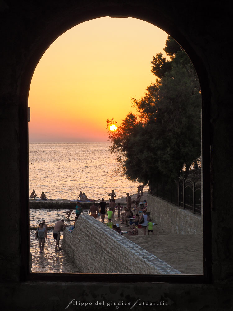 Frame at the end of the day