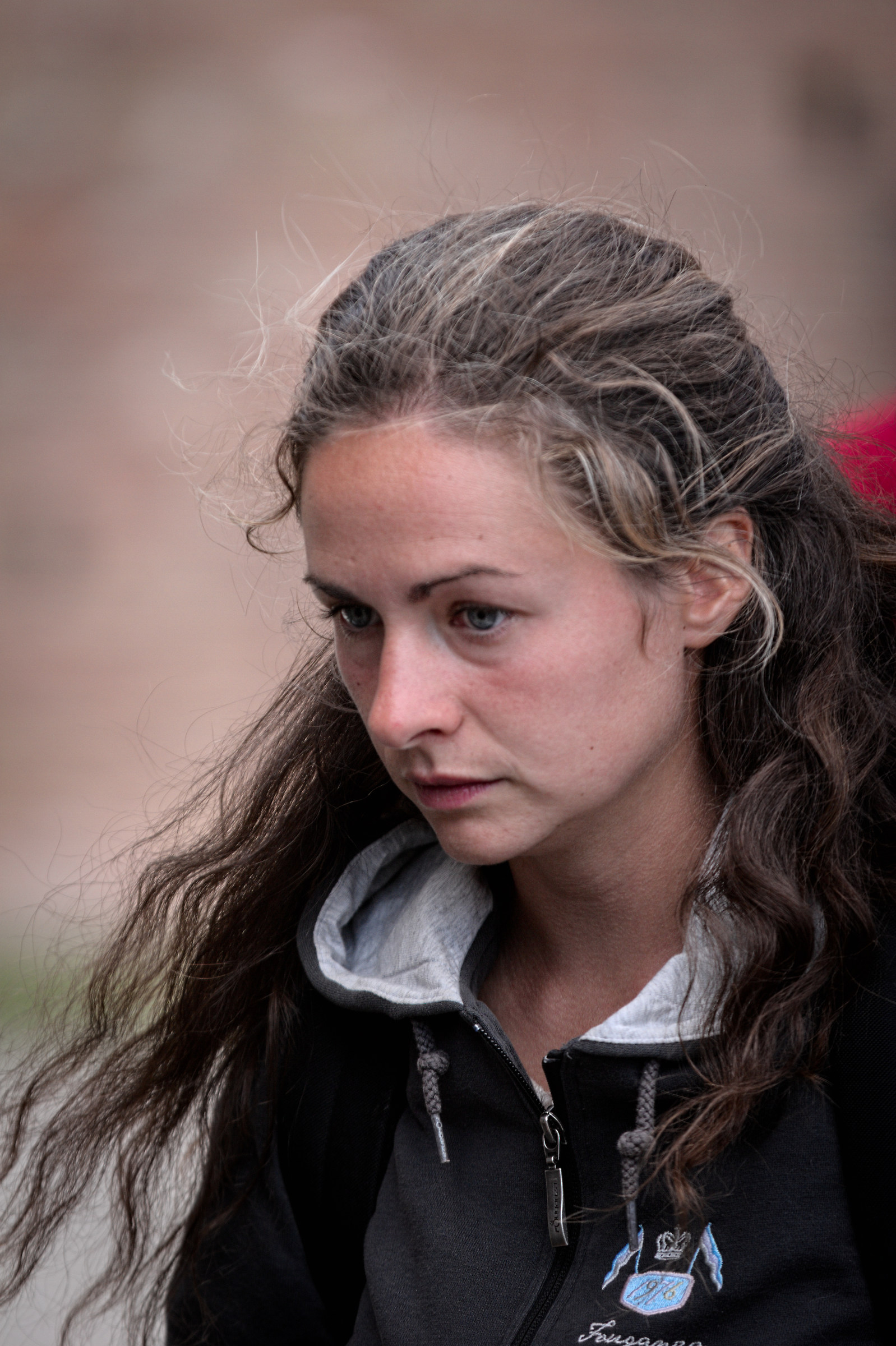 The girl of the hawks