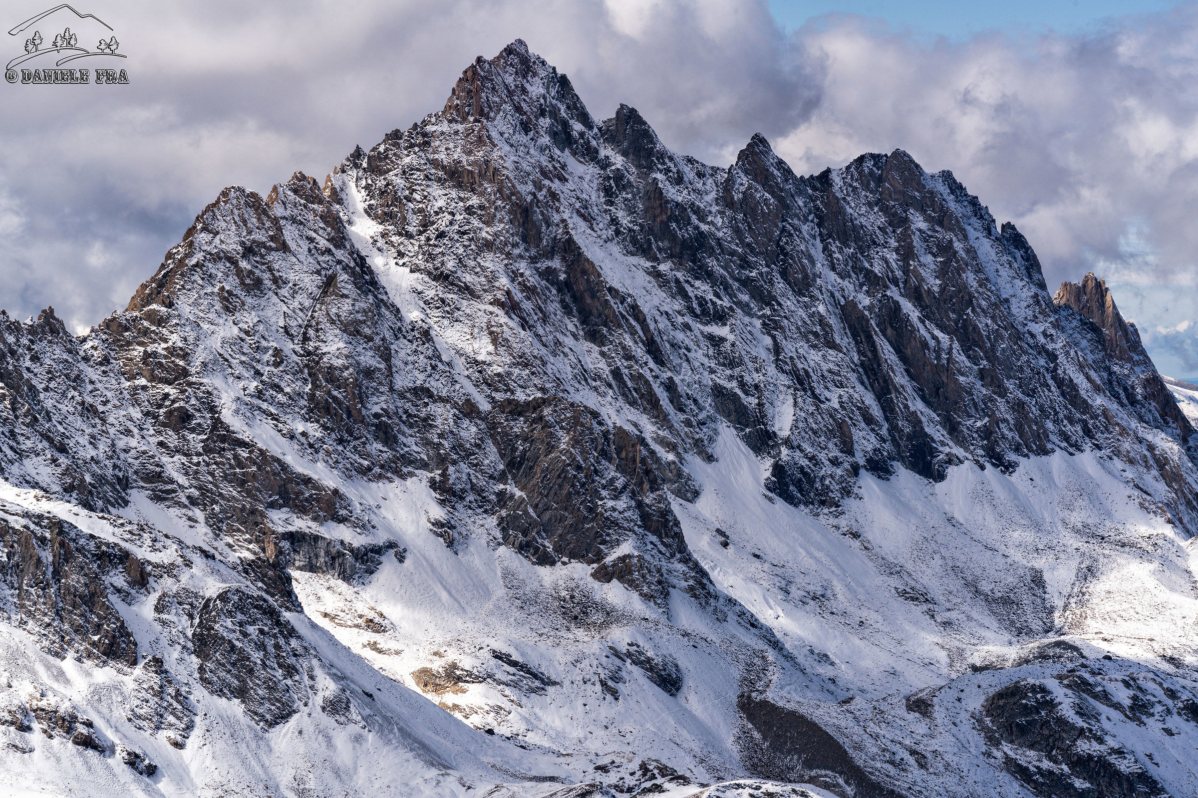 l' Aiguille de Chambeyron (3412 m)