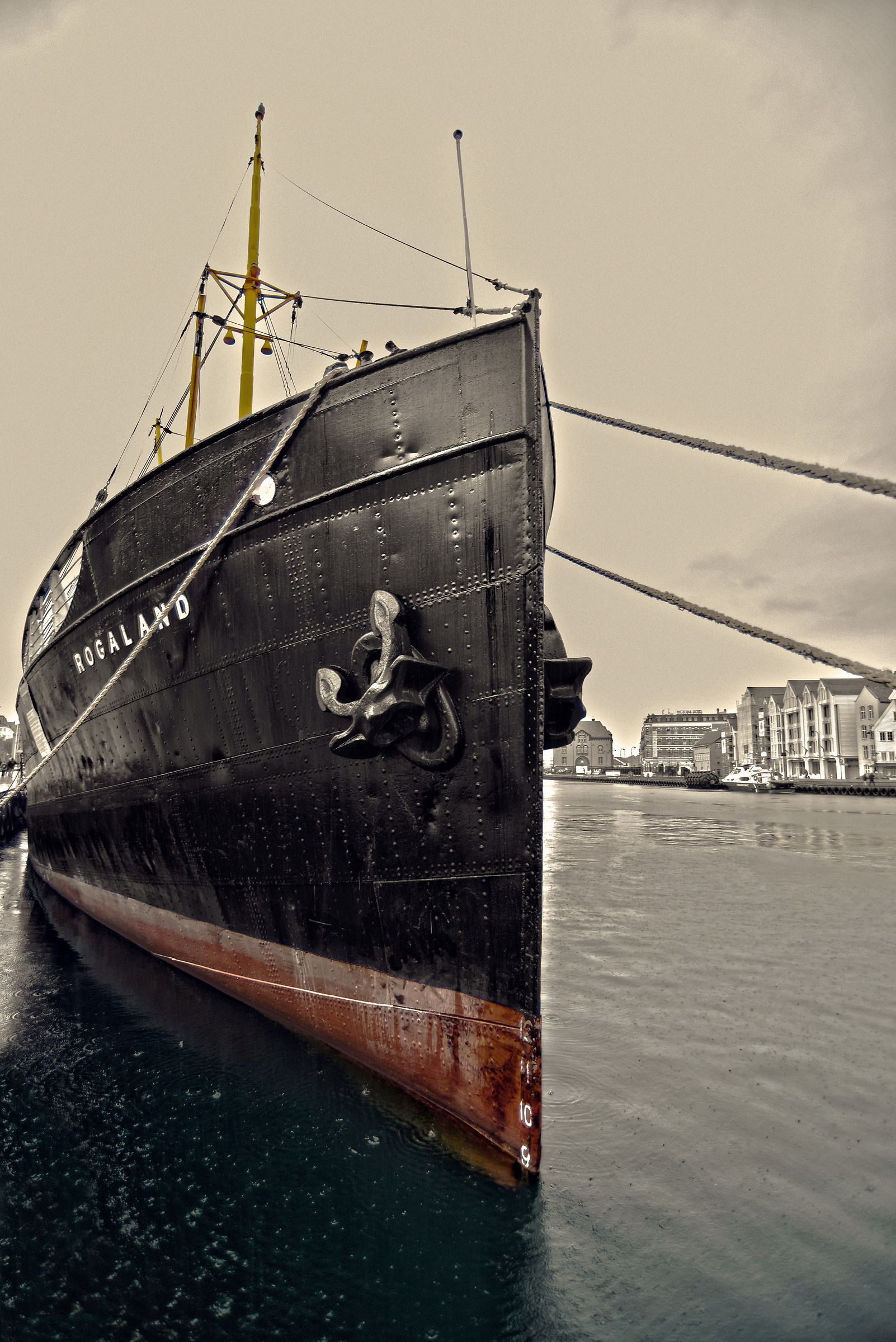 Sensazine at Stavanger ship Rogaland.