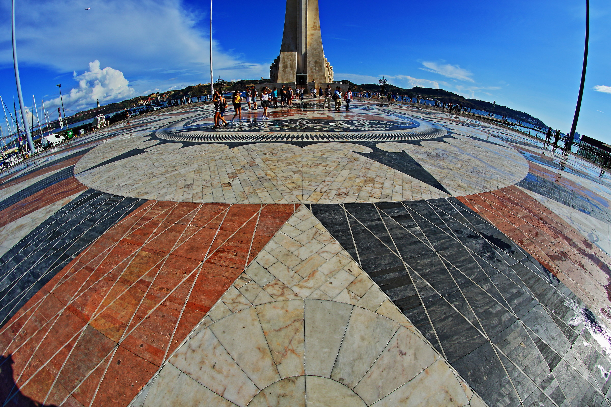 Lisbon square map of the world