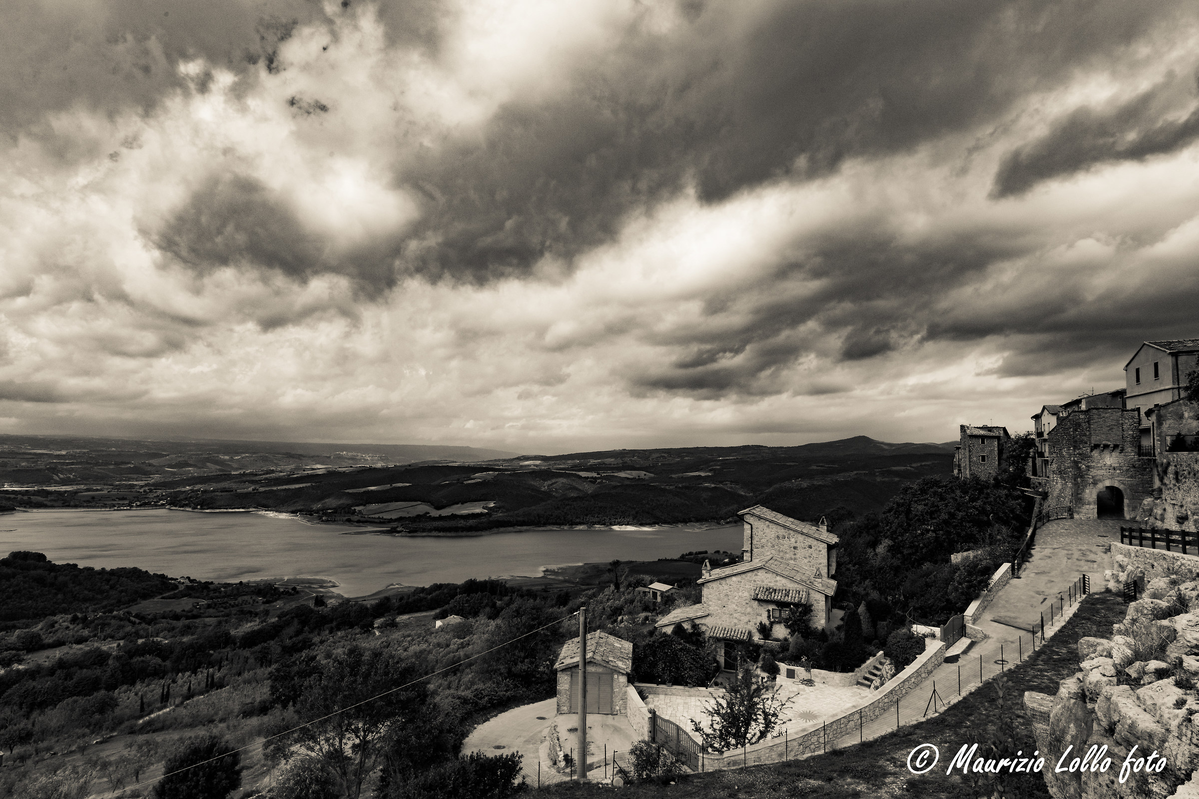 Lake Corbara from Civitella del Lago