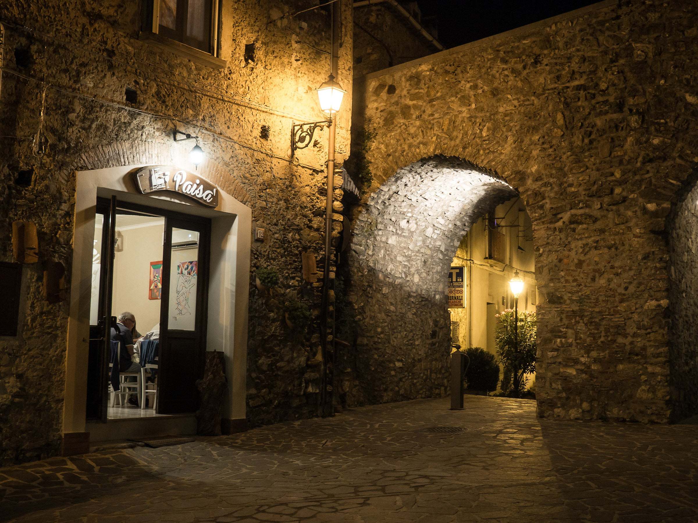 Innanzi tutto la cena...