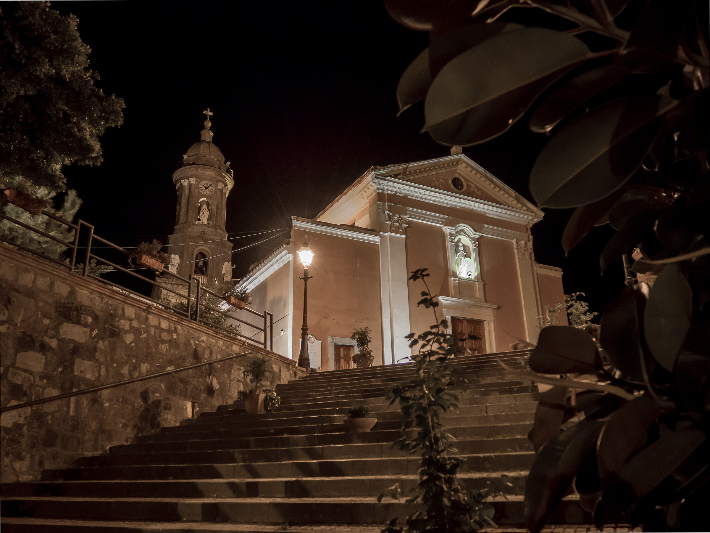 Nei vicoli di Vibonati