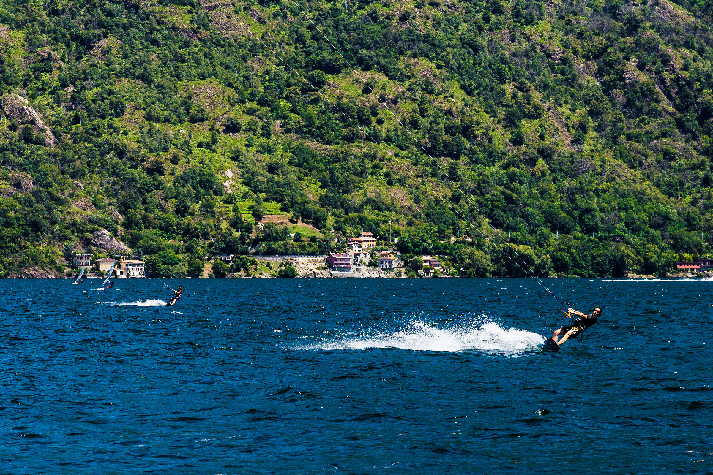 Kyte surf sul lago, Cannobbio