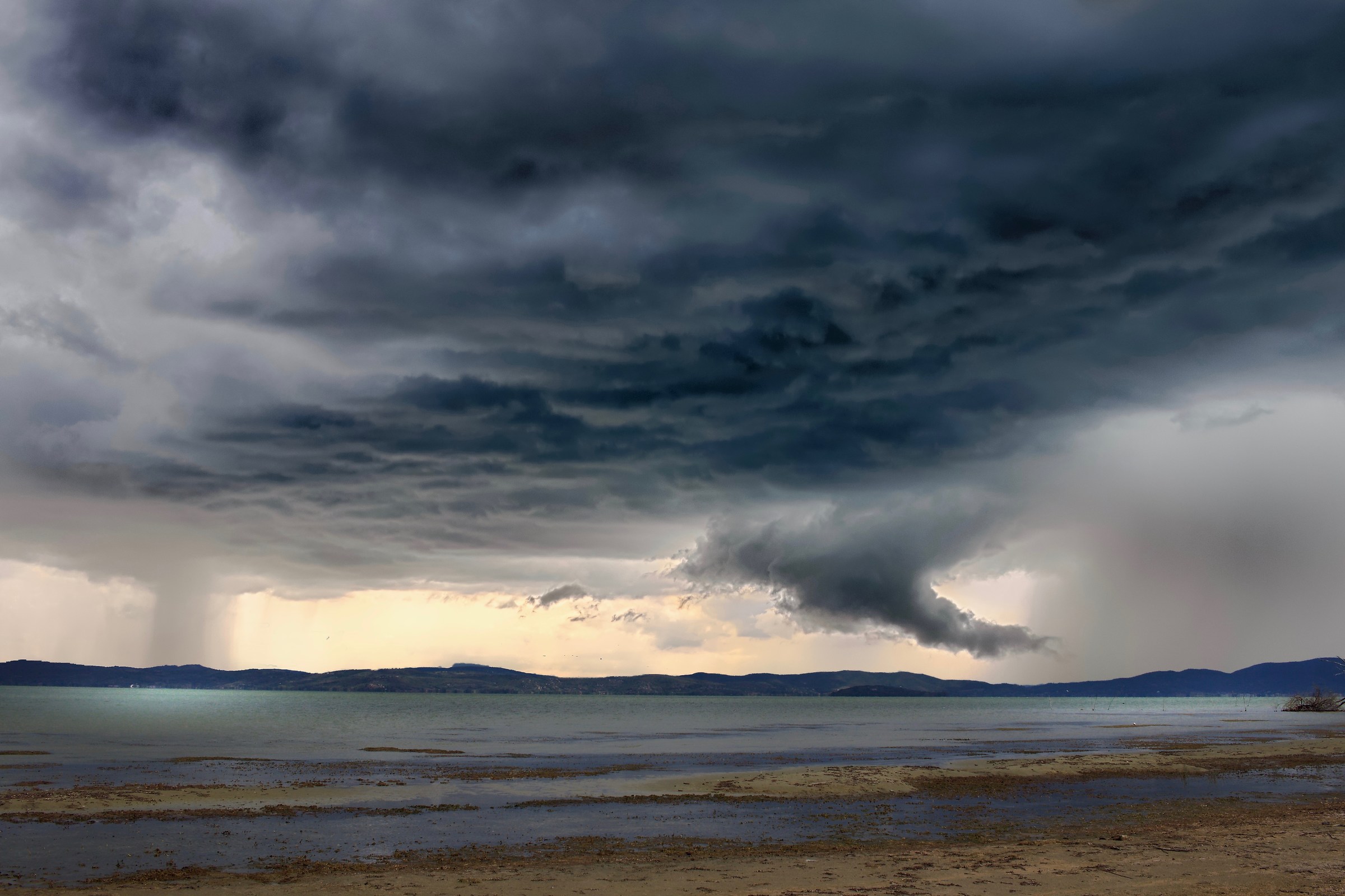 storm on the Trasimeno