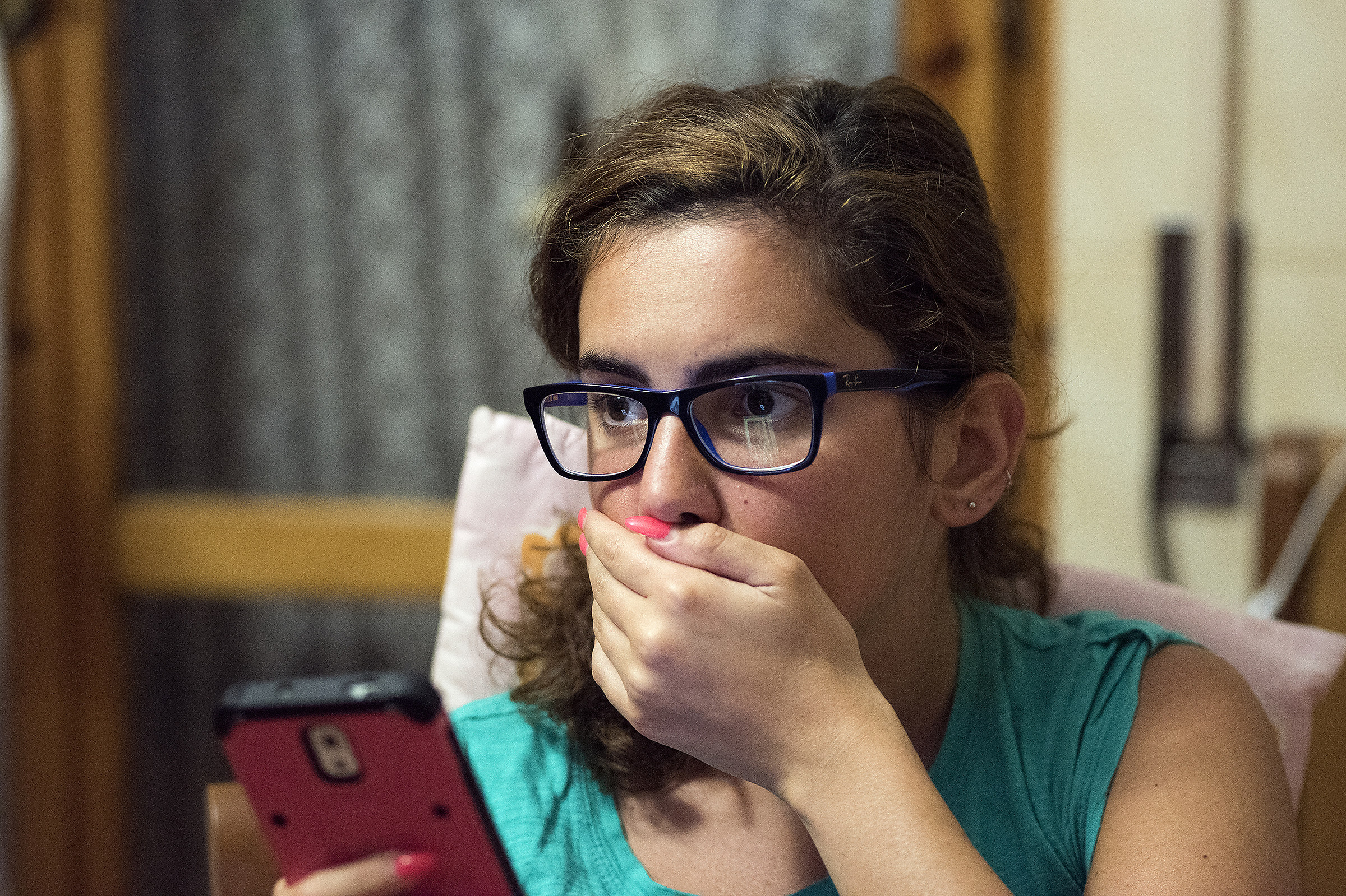 Celeste, Nikon AF 80-200mm f / 2.8 ED D