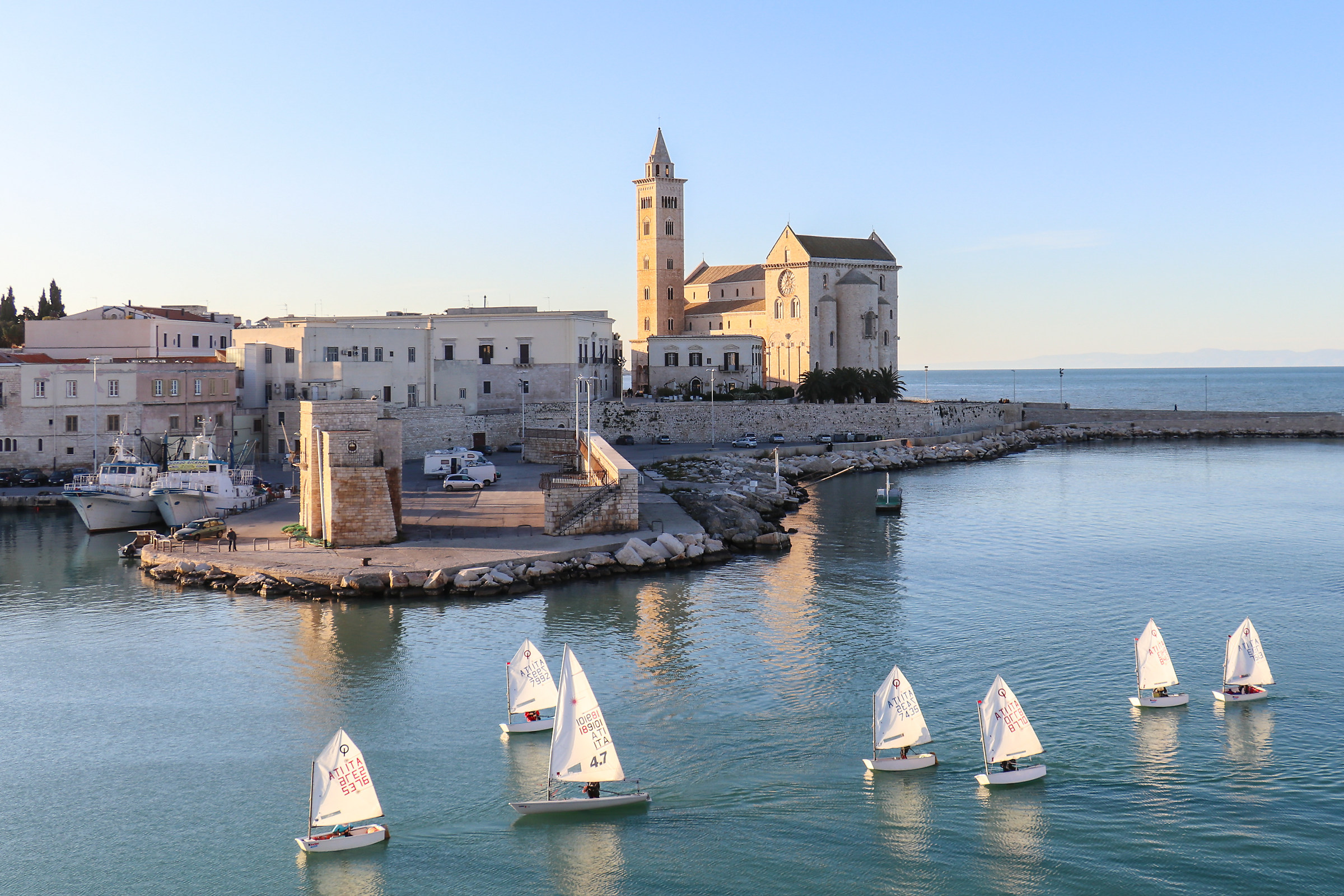 Trani enters the port