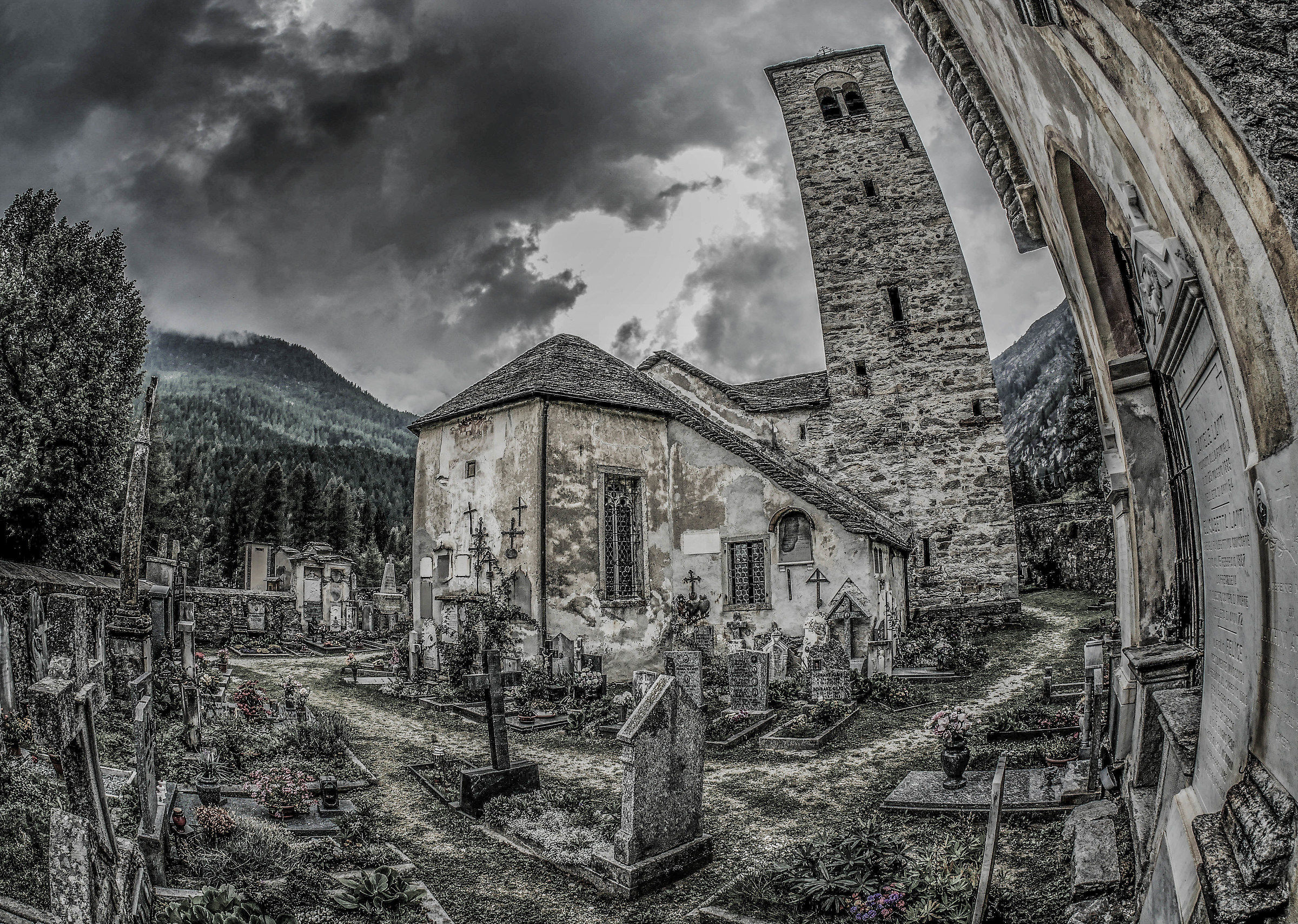 La Chiesa del Monte Rosa
