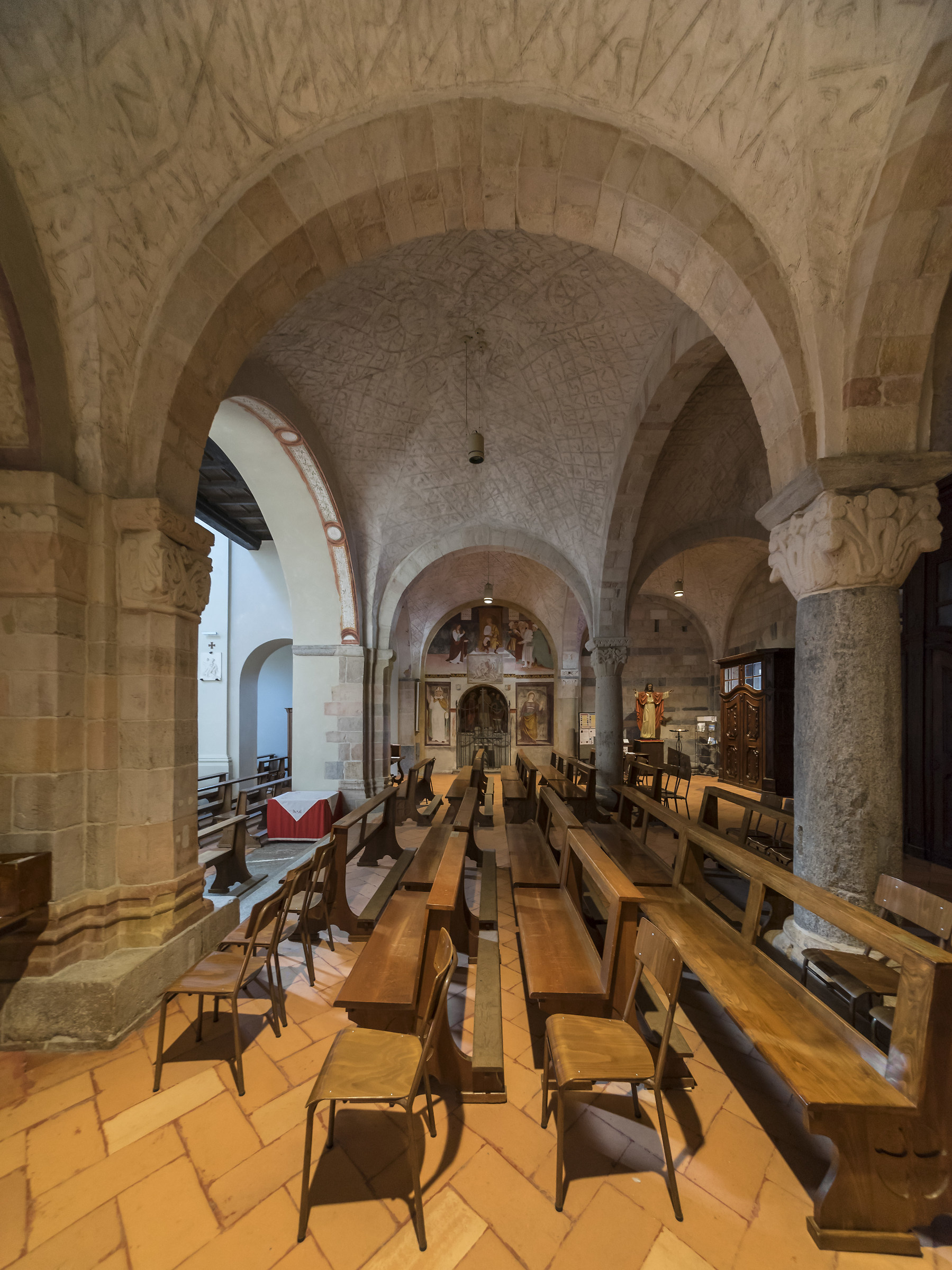 Sesto Calende - Chiesa di San Donato - Nartece - 2