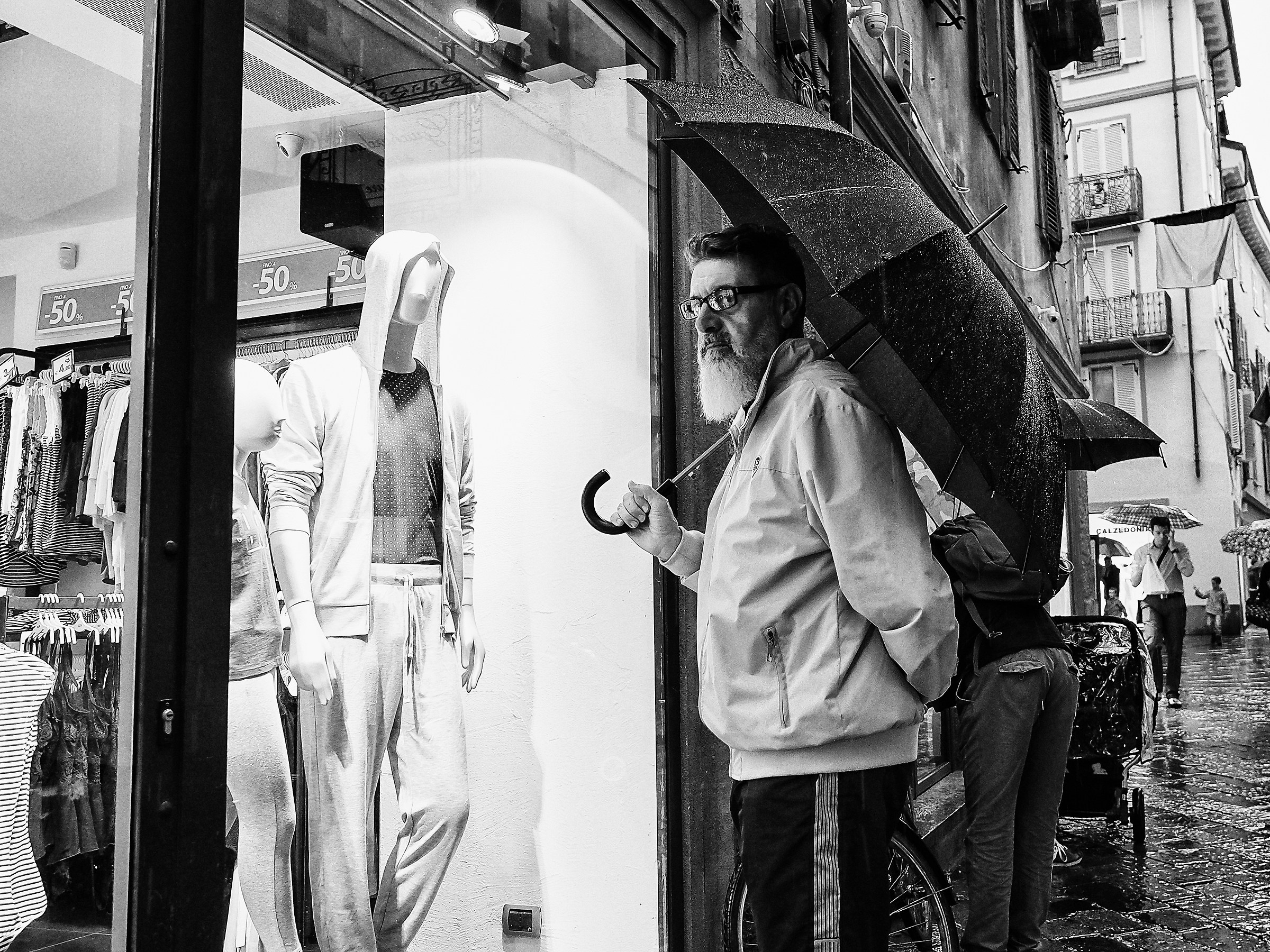 with and without umbrella