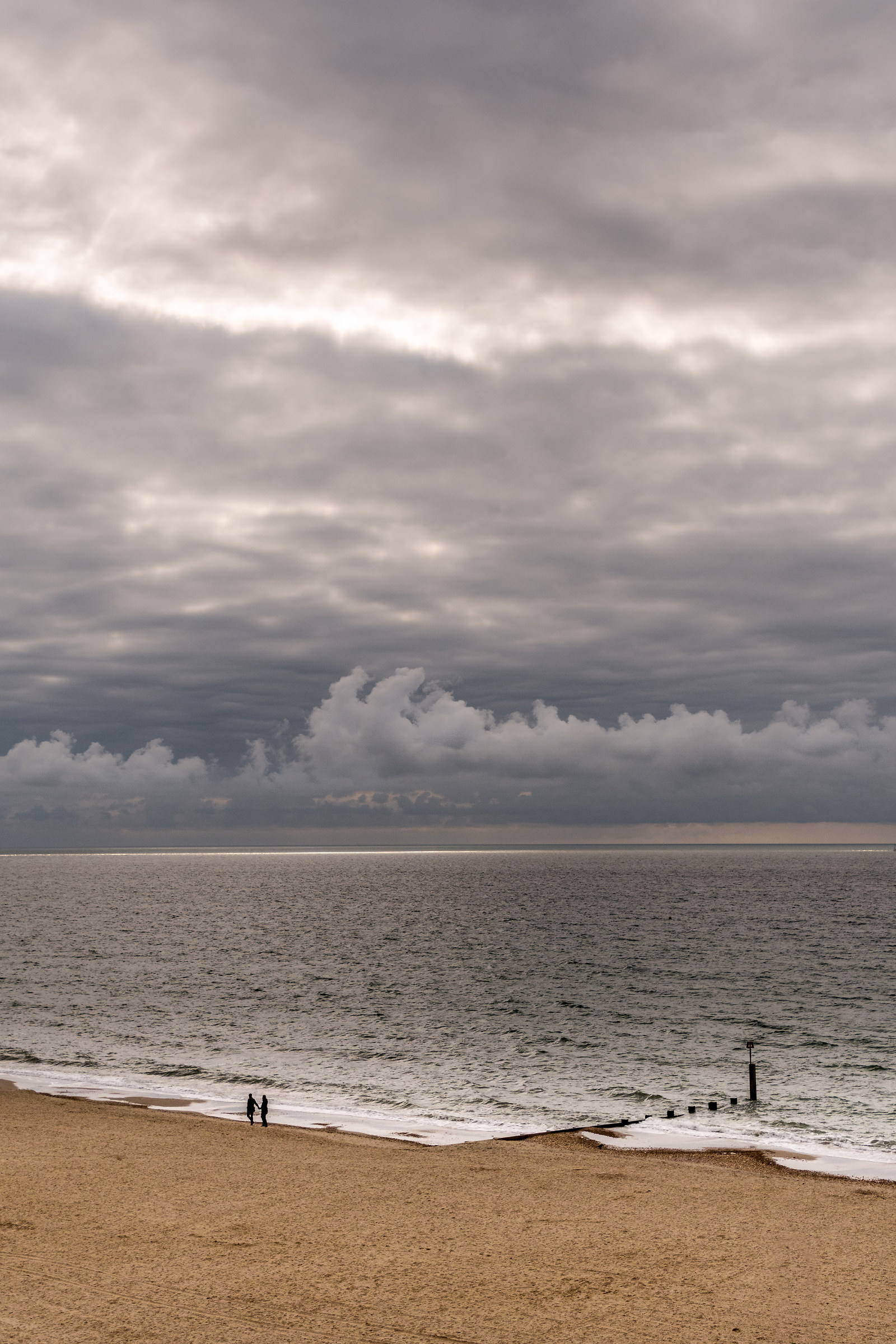 Mano in mano possiamo affrontare il mondo