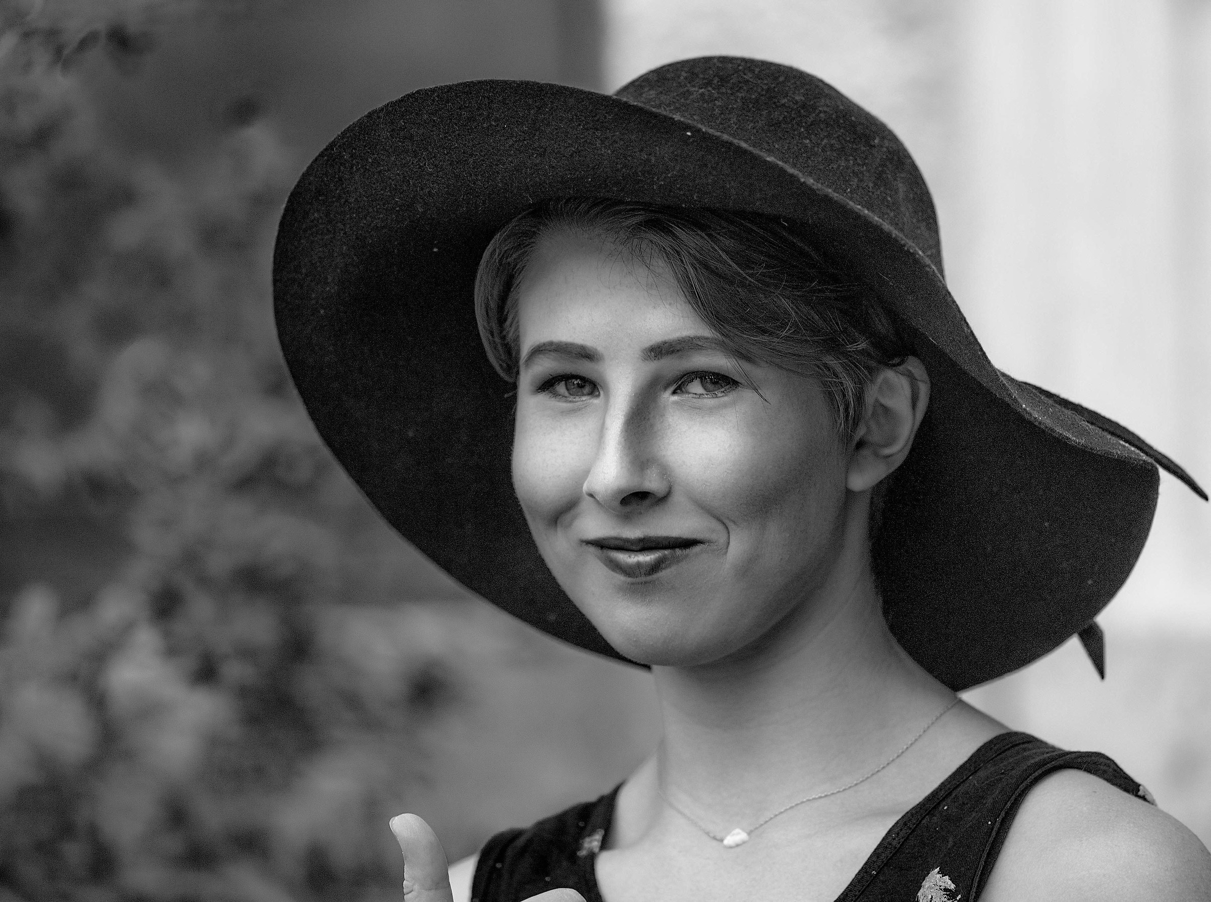 Rome-admiring the turtle fountain