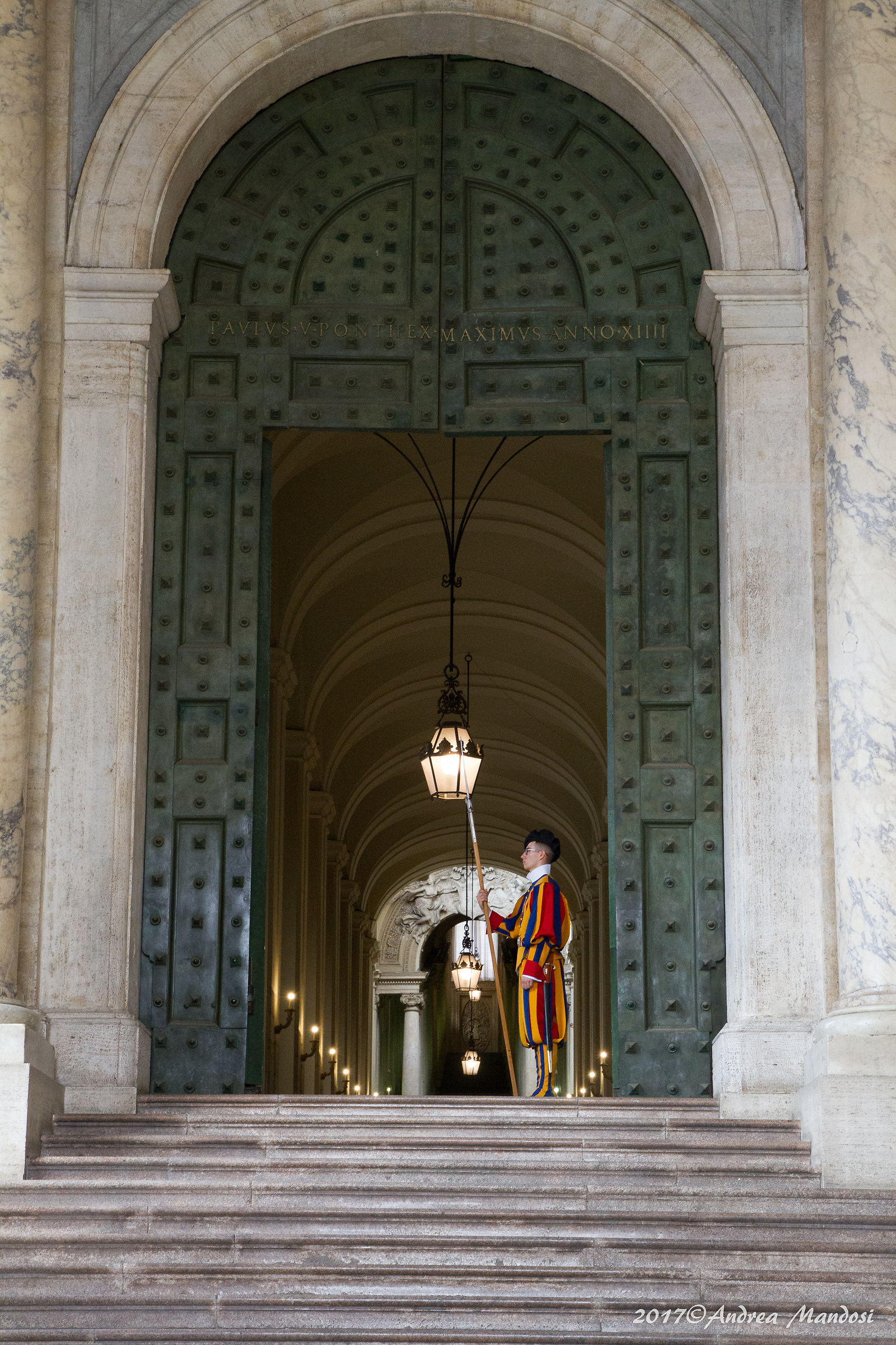 Altolà, chivalà...