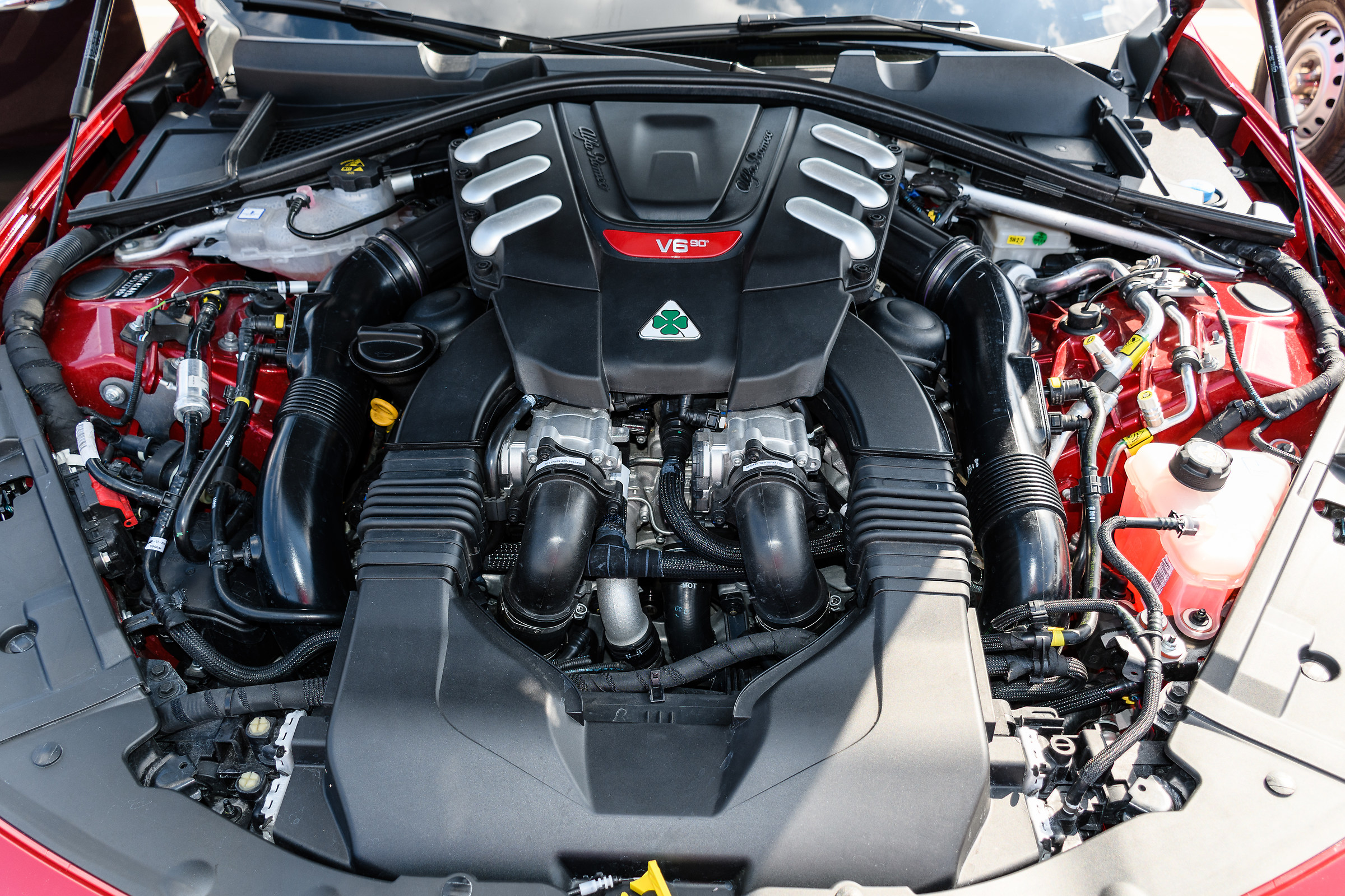 Alfa Giulia Quadrifoglio - V6 90°