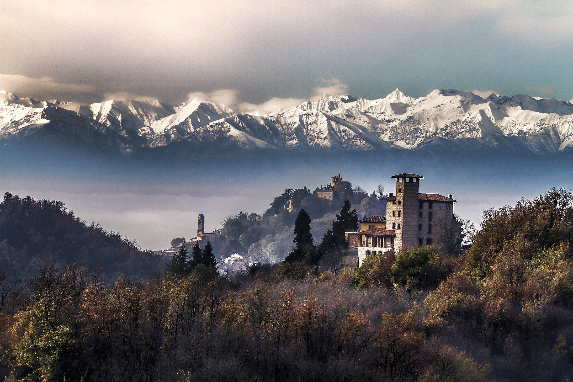 a glimpse of the castles of Pessine and Villadeati